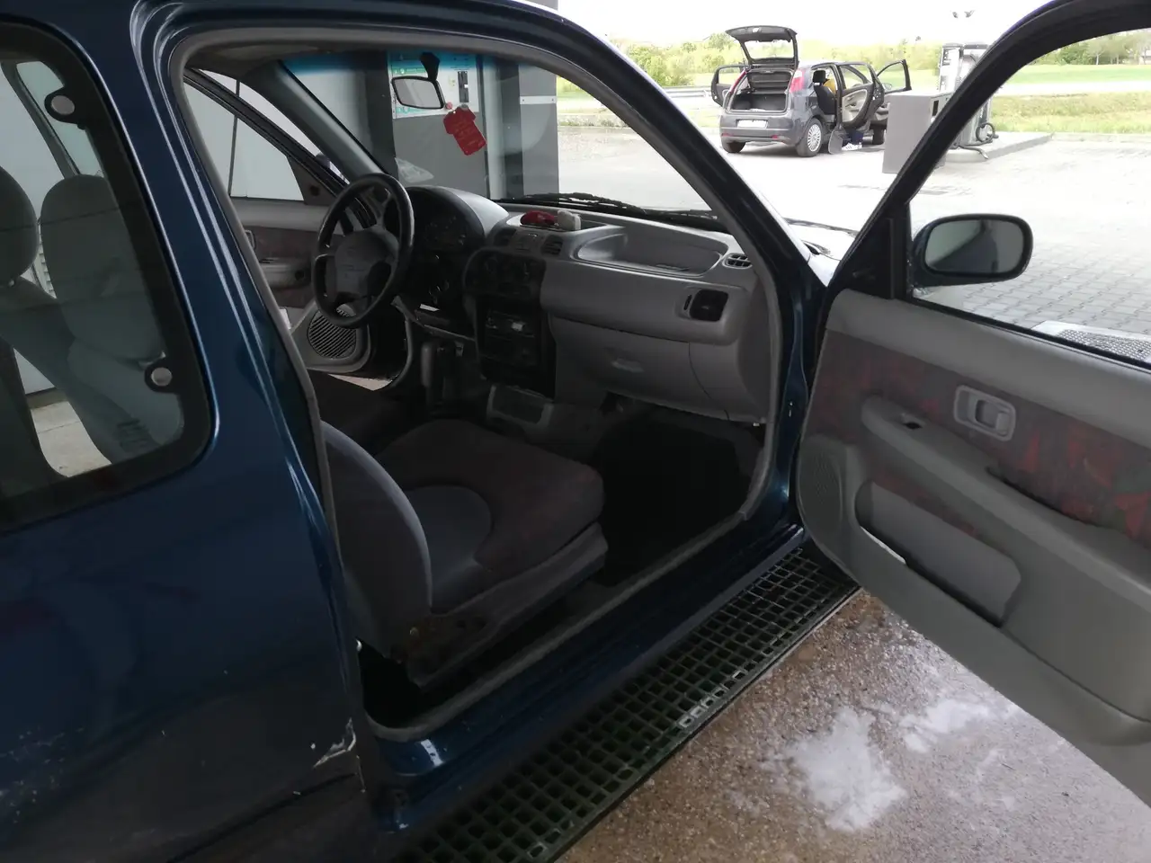 Nissan Micra 3p 1.4 Luxury, foto 10