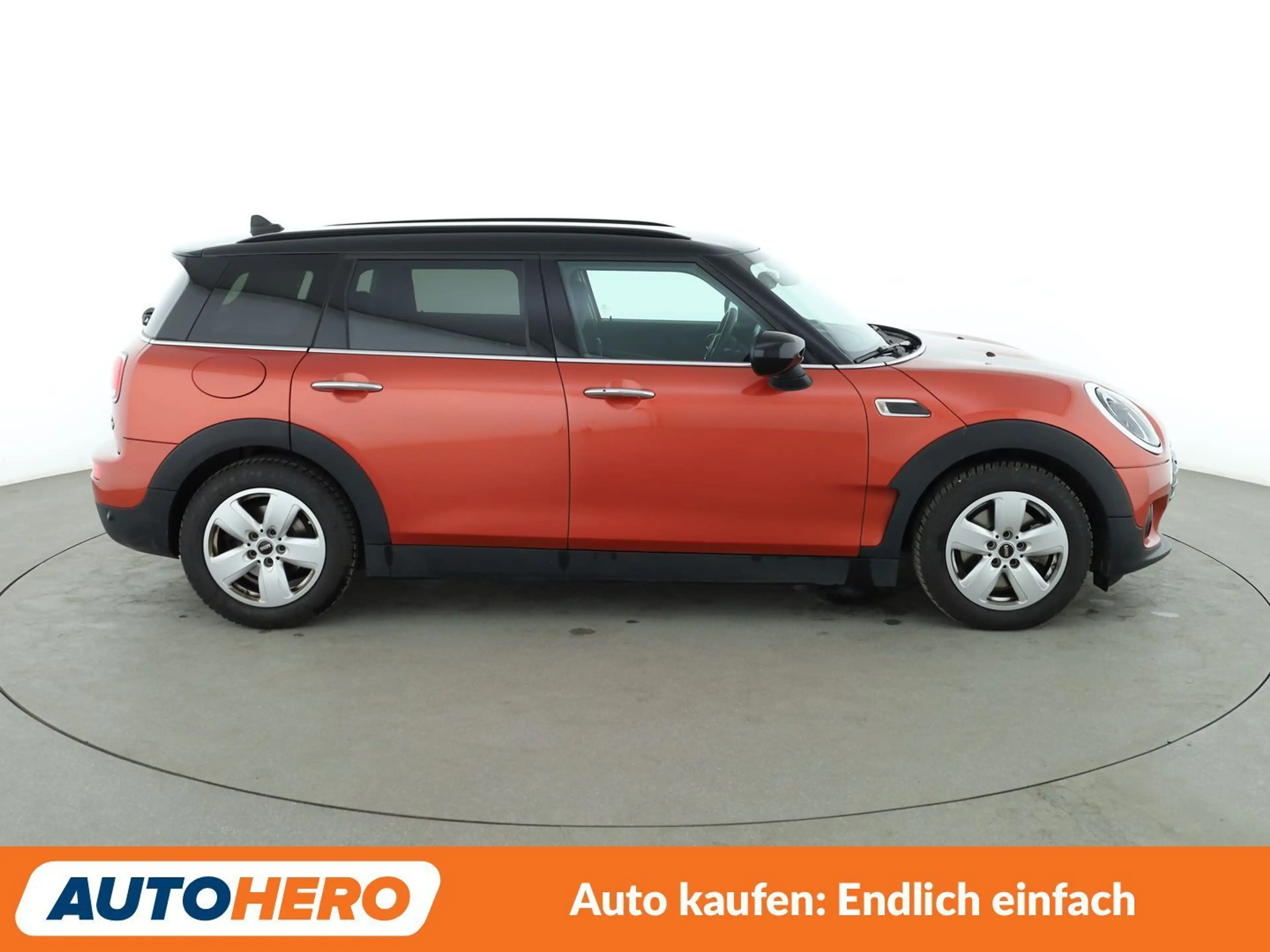 MINI Cooper D Clubman Cooper D Classic Trim Aut.*NAVI*HUD*LED* — photo 7