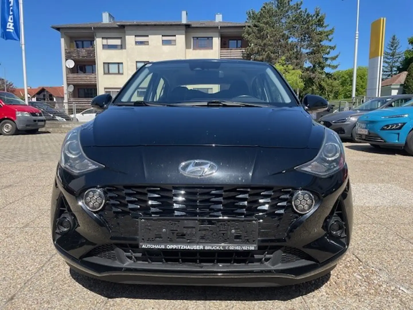 Hyundai i10 1,2 Level 3 Schwarz - 2