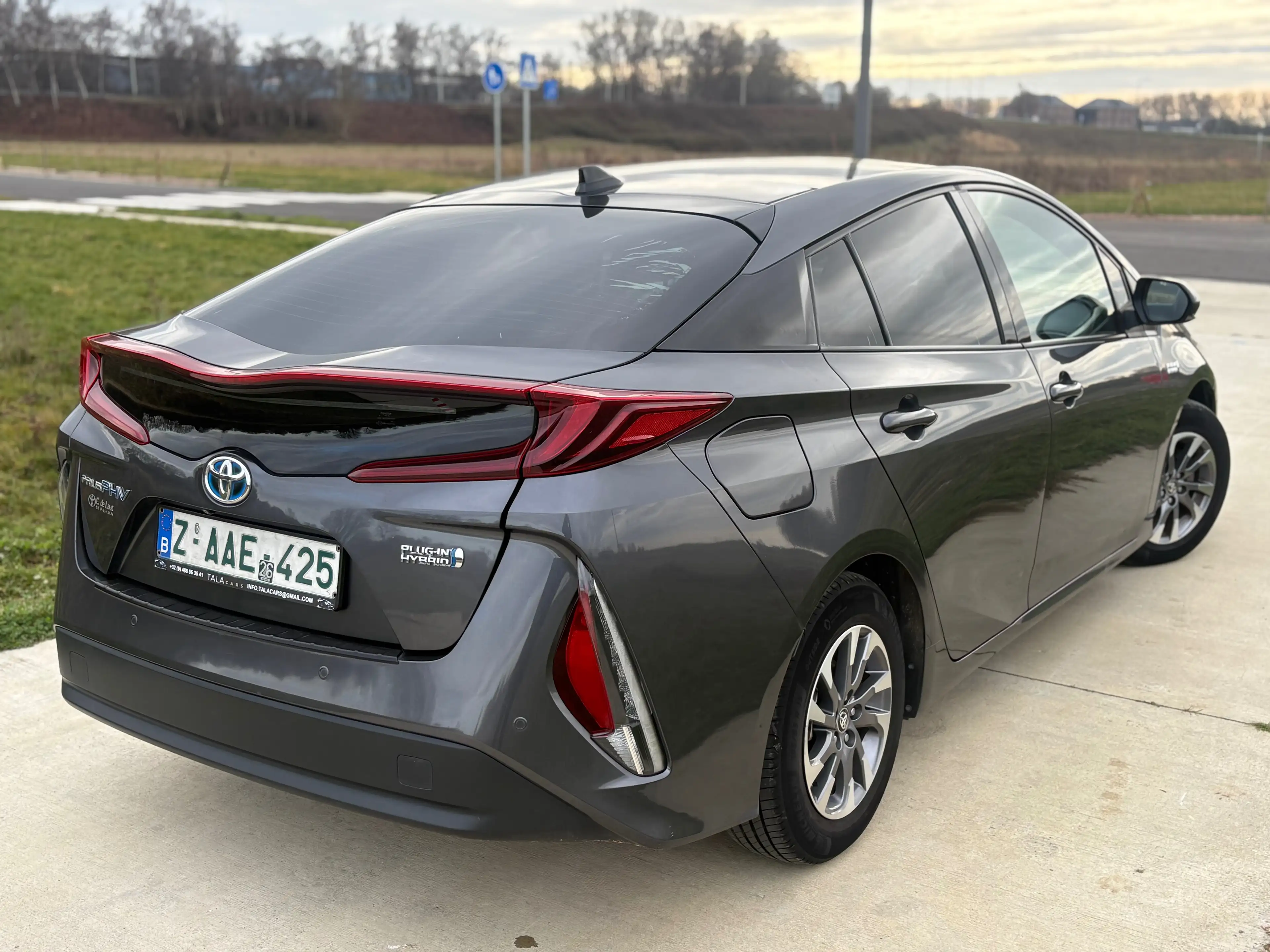 Toyota Prius Prius PHEV 1.8i VVT-i Solar 13628 NETTO — photo 2