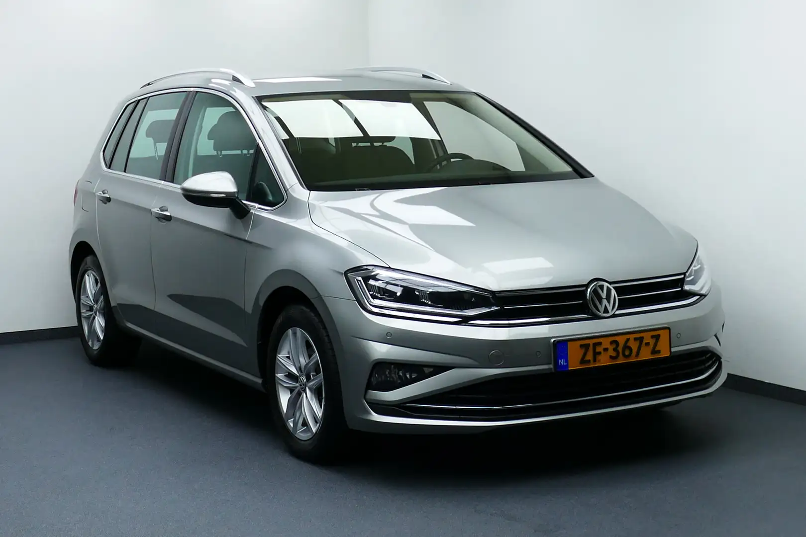 Volkswagen Golf Sportsvan 1.0 TSI Highline Edition. Adaptief Cruise, Navi, S Grijs - 1