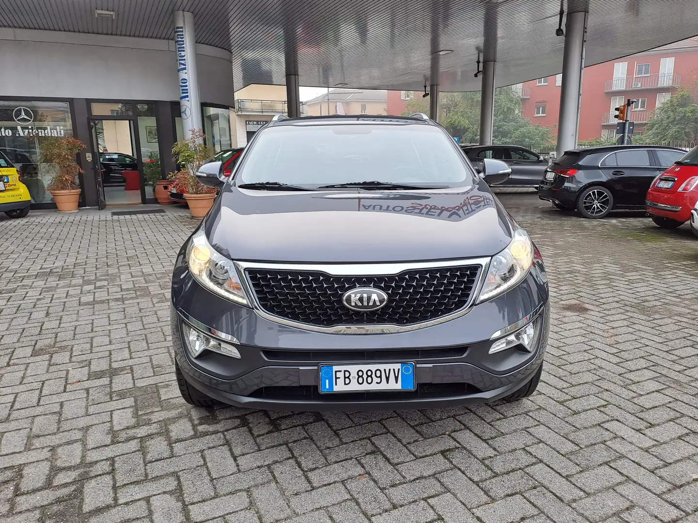 Kia Sportage 1.6 Cool eco Gpl + E6 Gris - 1