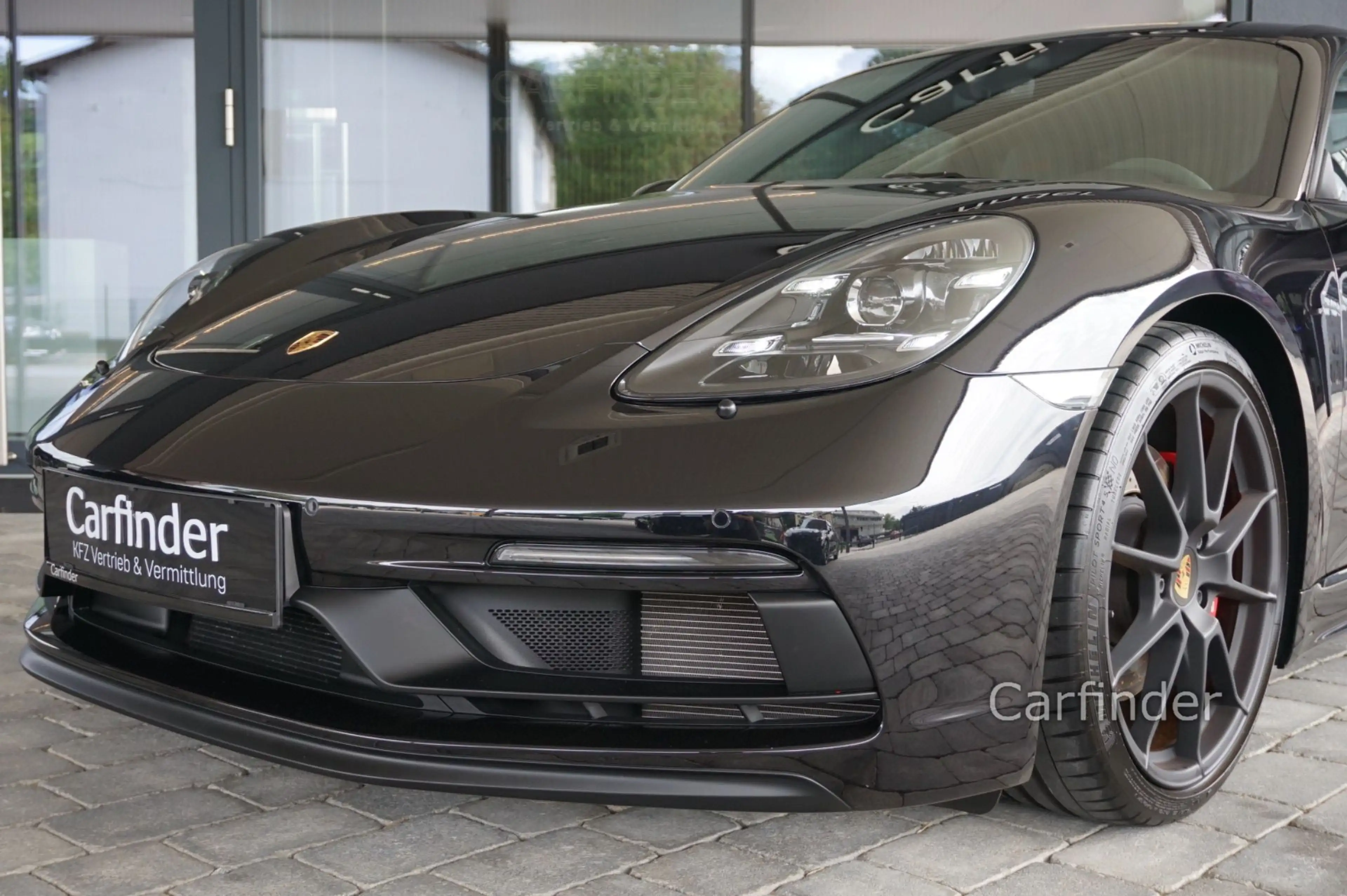 Porsche Cayman 718  GTS 4.0 — photo 7