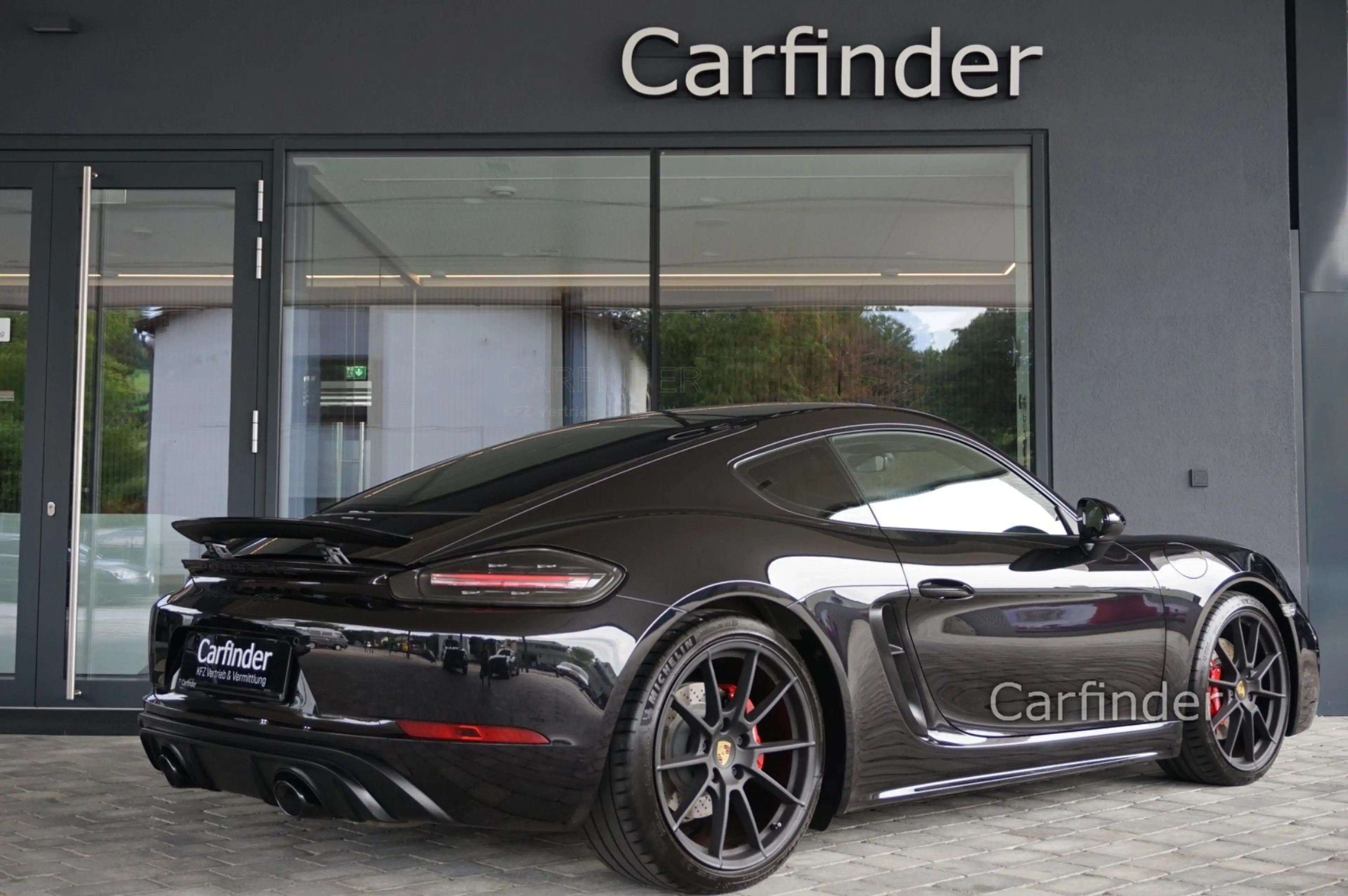 Porsche Cayman 718  GTS 4.0 — photo 2