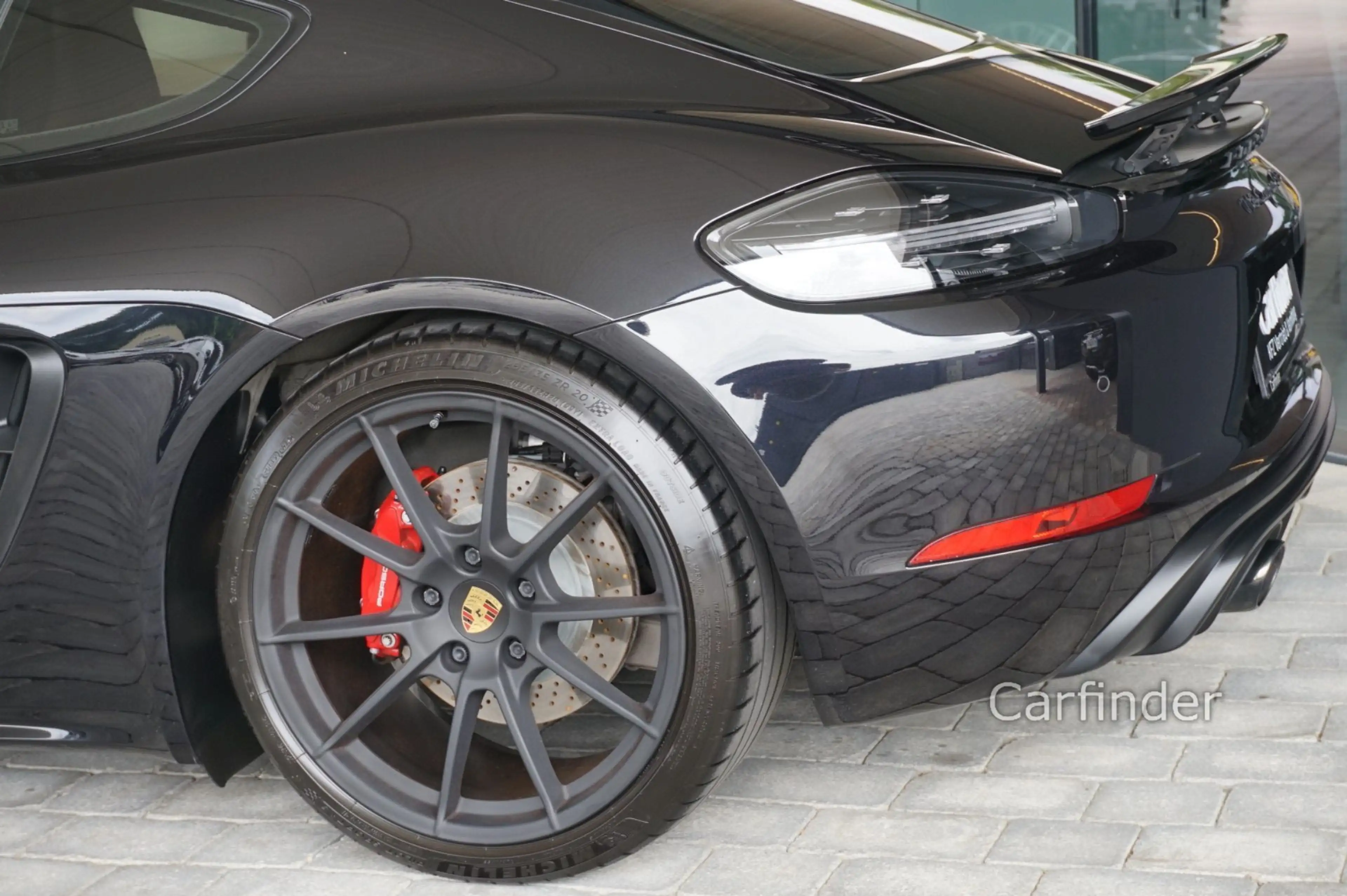 Porsche Cayman 718  GTS 4.0 — photo 8