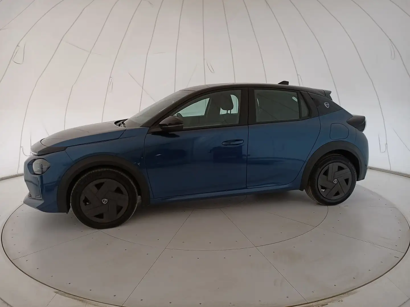 Lancia Ypsilon NUOVA LANCIA MEV Nuova Ibrida My24 Nuova 1.2 100c Nero - 2