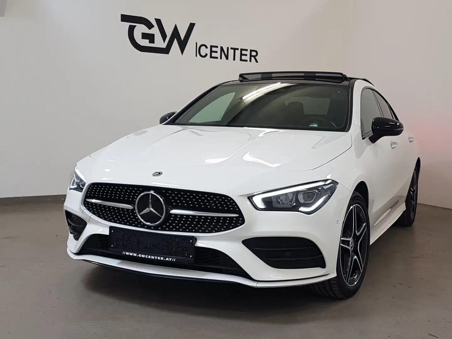 Mercedes-Benz CLA 250 e AMG Line Panorama Distronic Memory Ambiente Weiß - 2