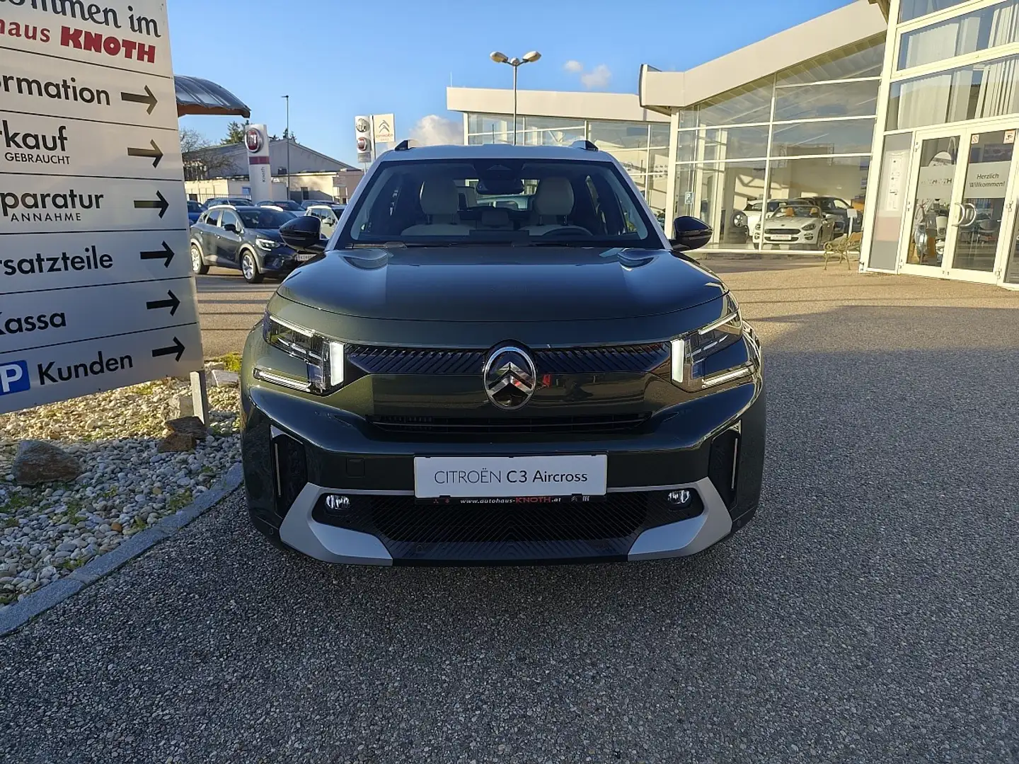 Citroen C3 Aircross Hybrid mHEV 145 Max ë-DSC6 Grün - 2