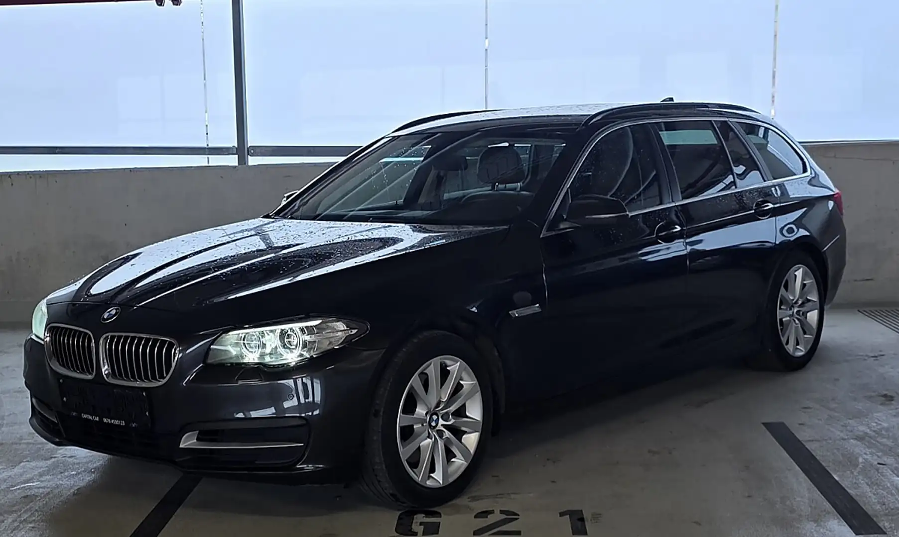 BMW 525 d xDrive Touring Aut. Schwarz - 1