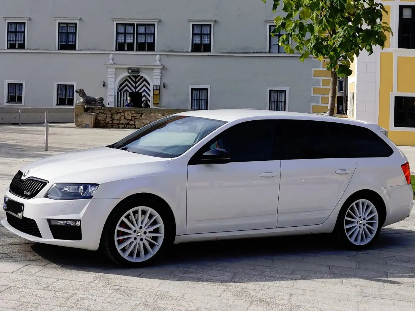 Skoda Octavia Octavia Combi RS 2,0 TSI Green tec Green Weiß - 2