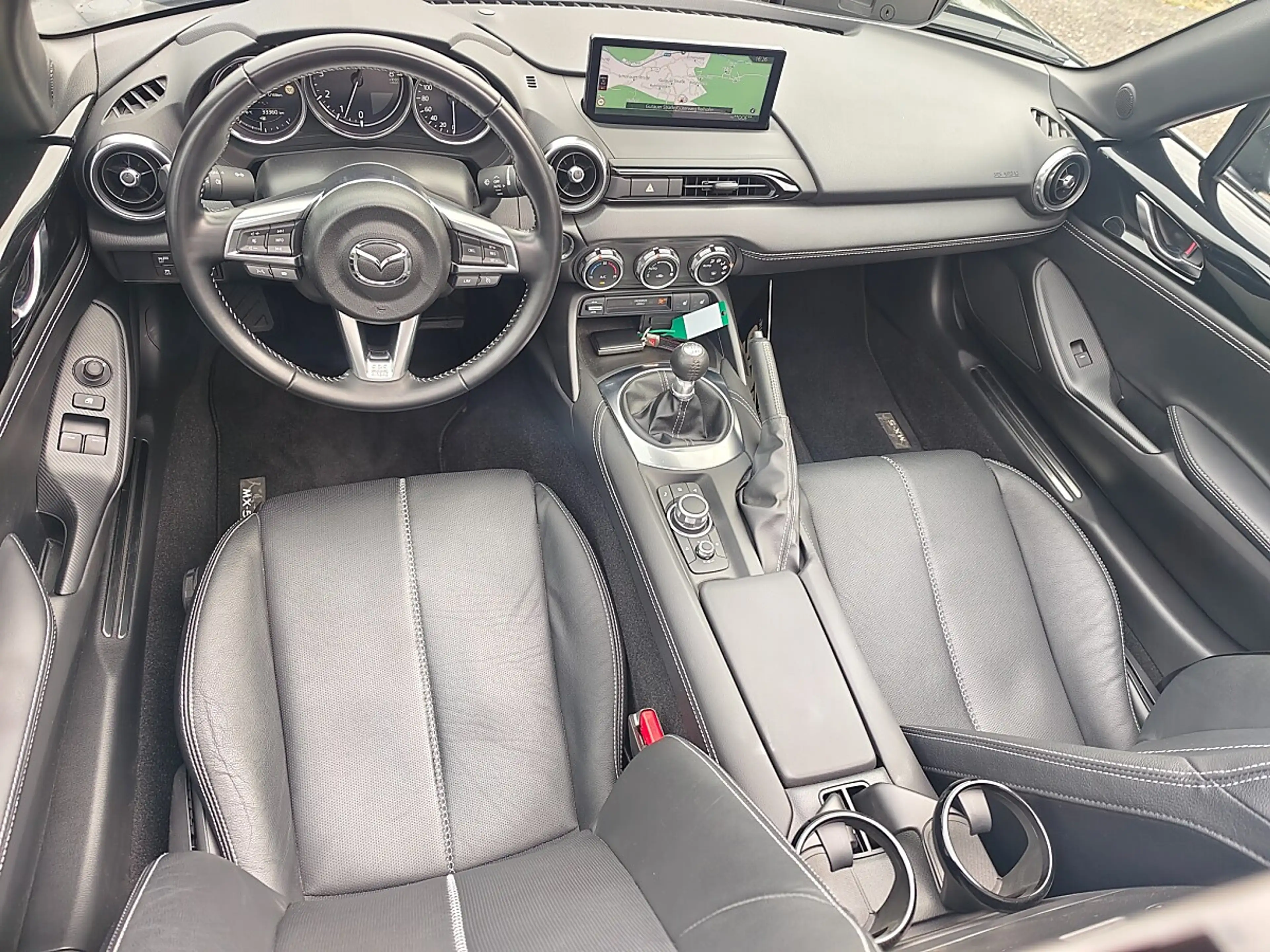 Mazda MX-5 RF Targa Hardtop Roadster G132 Skyactiv Exclusi... — photo 12