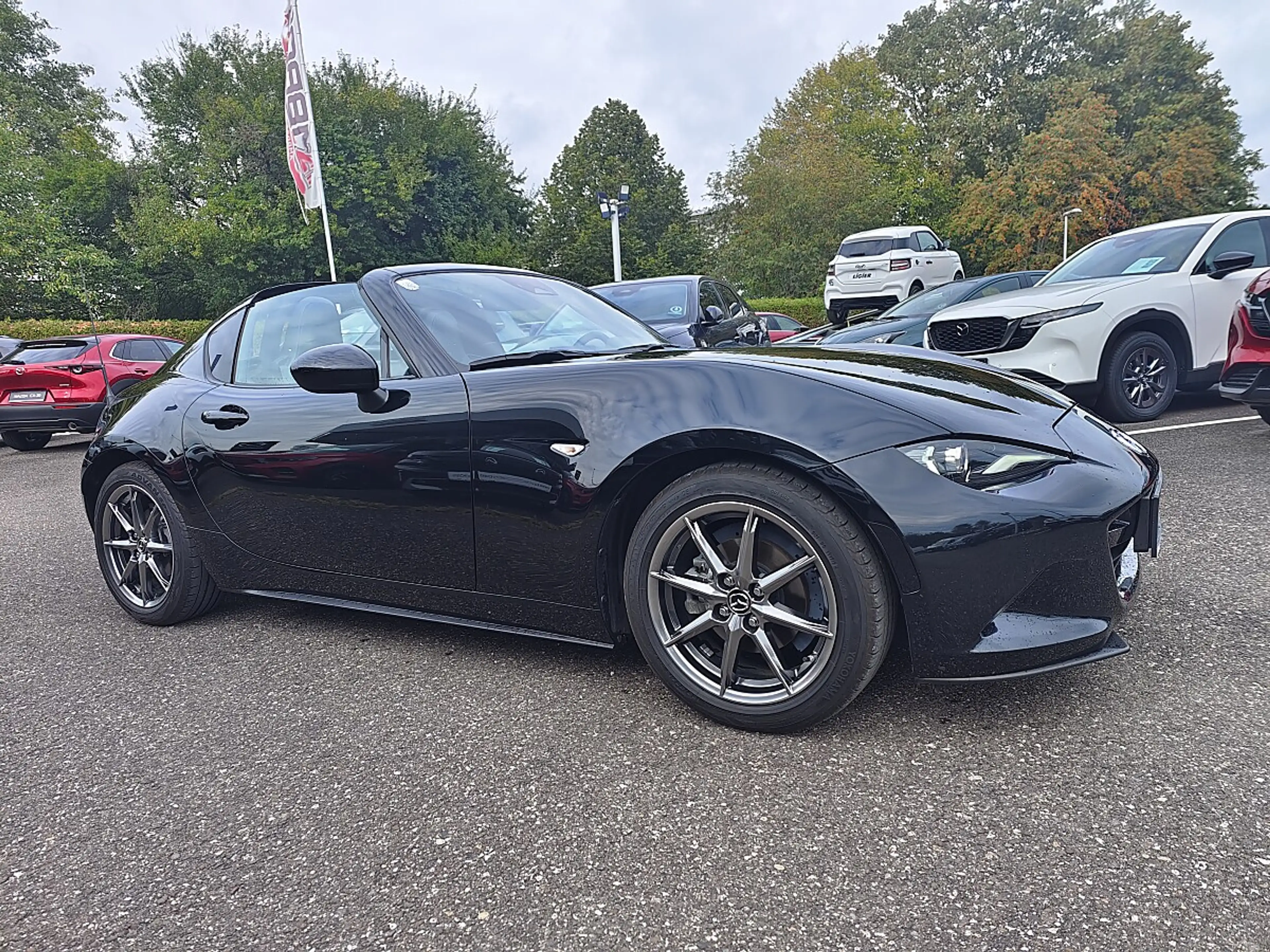 Mazda MX-5 RF Targa Hardtop Roadster G132 Skyactiv Exclusi...