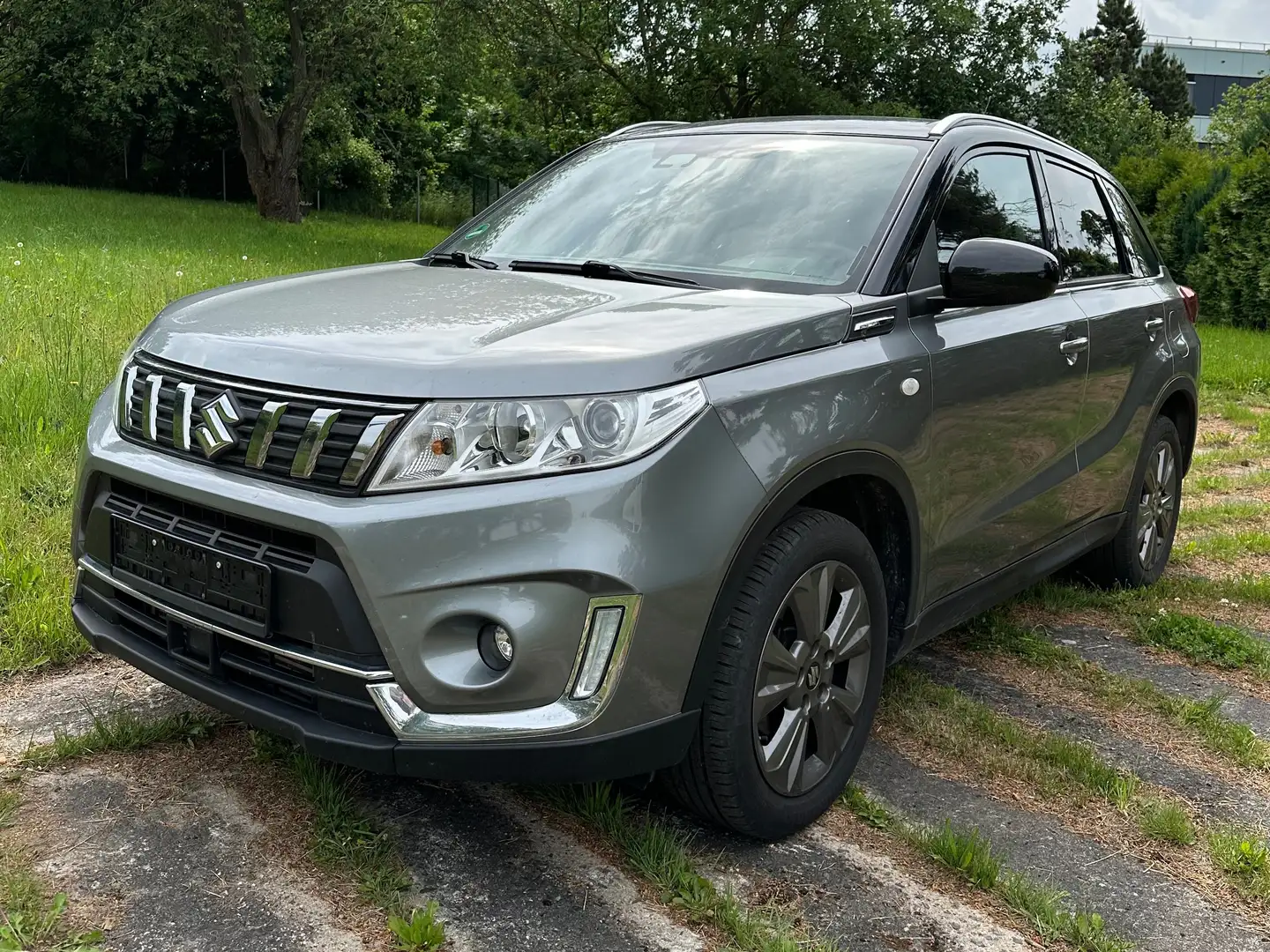 Suzuki Vitara Vitara 1.0 Boosterjet Allgrip Comfort Silber - 1