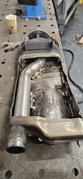 Triumph Sprint ST - foto 8