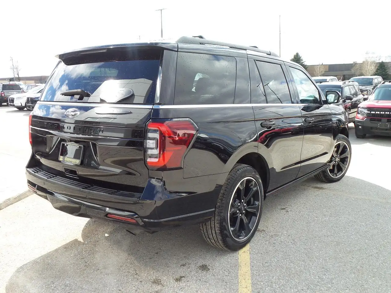 Ford Expedition снимка Ford Expedition
