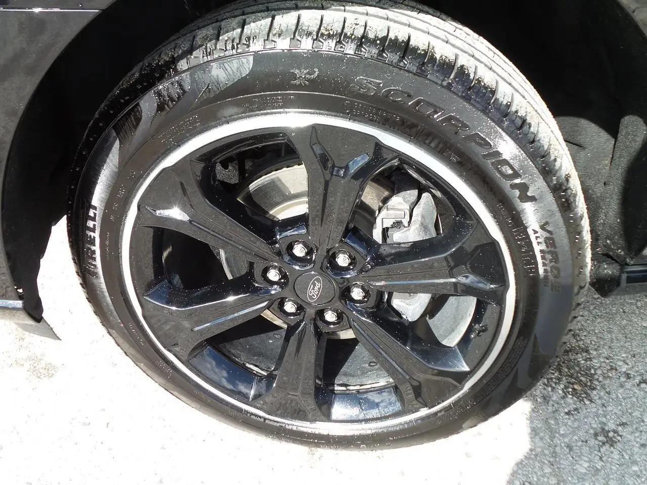 Ford Expedition снимка Ford Expedition