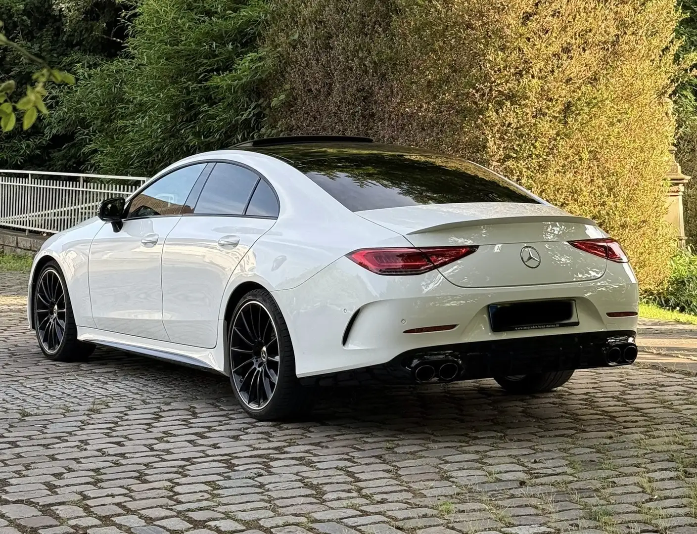 Mercedes-Benz CLS 220 d 9G-TRONIC AMG Line - 1