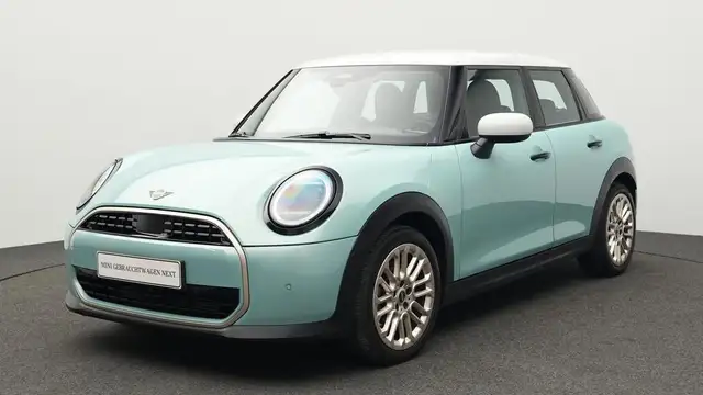 MINI Cooper C Favoured Trim
