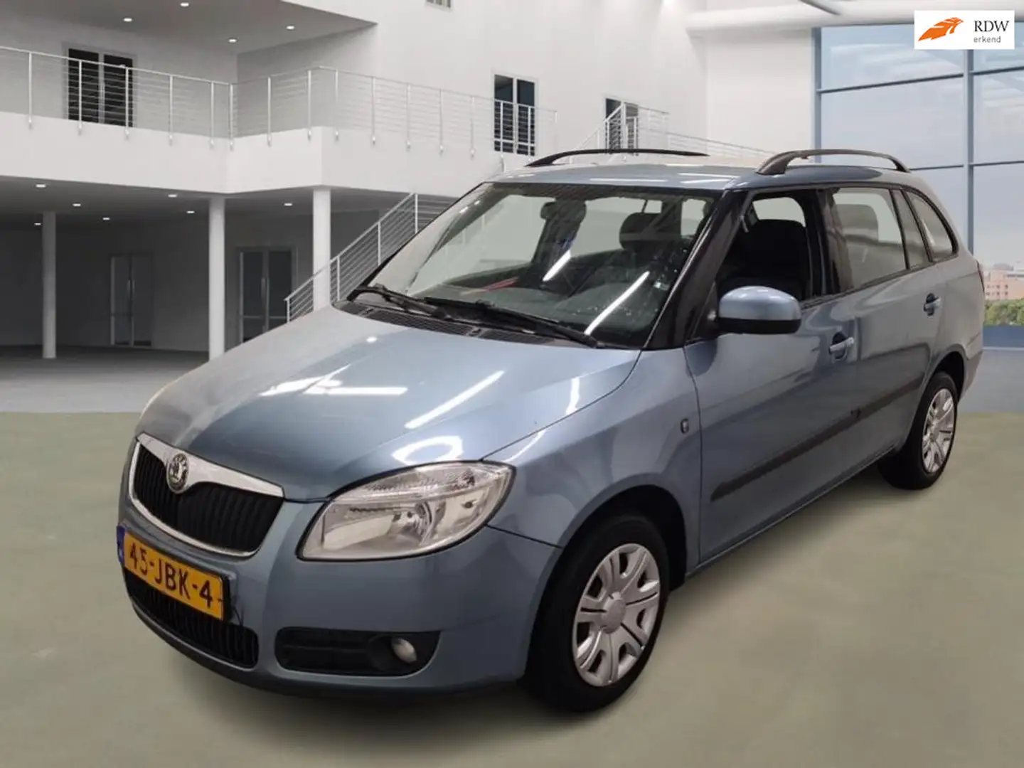 Skoda Fabia Combi 1.4-16V Ambiente AIRCO CRUISE TREKHAAK 2 X S Blauw - 1