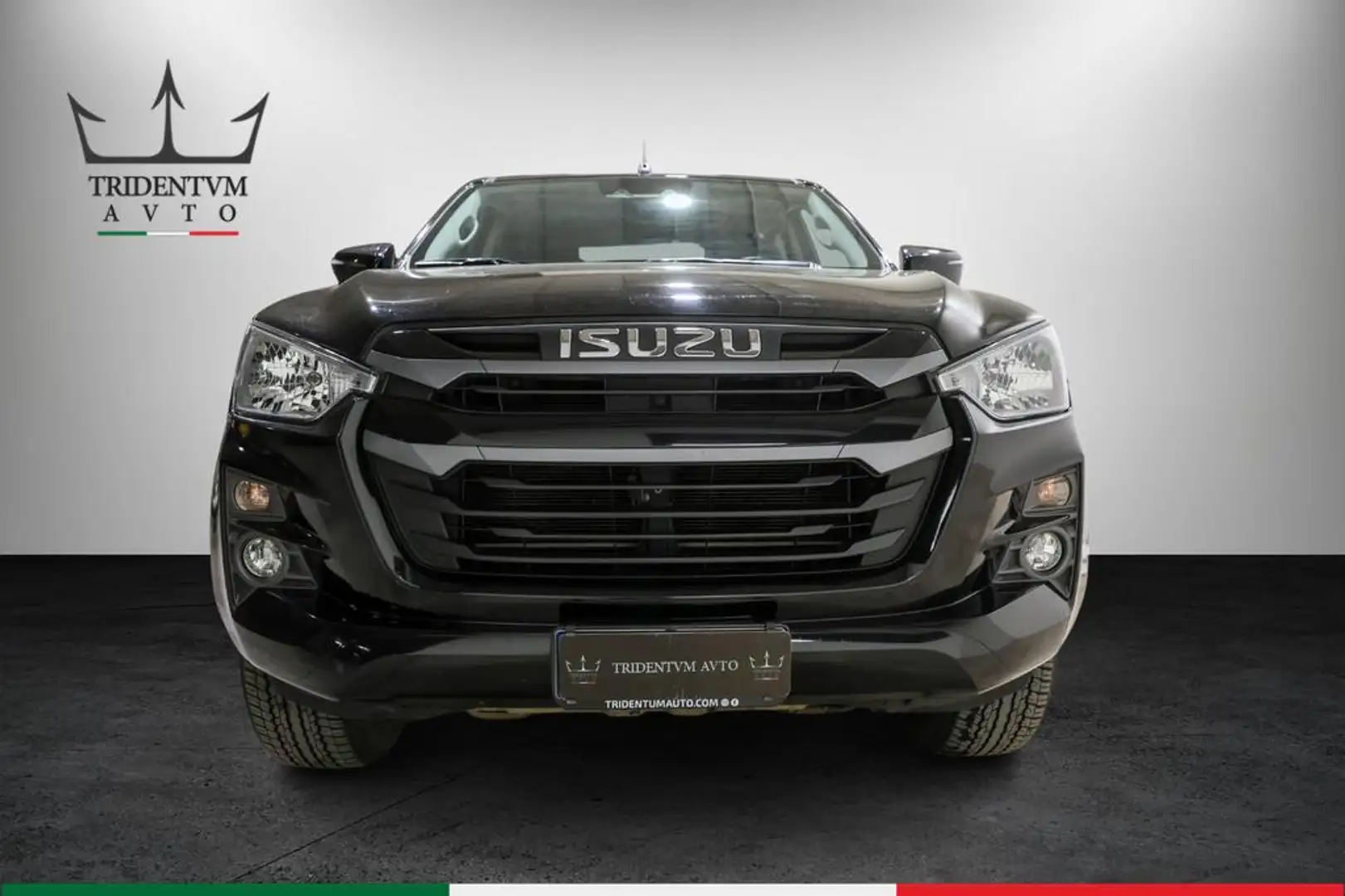 Isuzu D-Max 1.9 td crew N60BB 4x4 Noir - 2