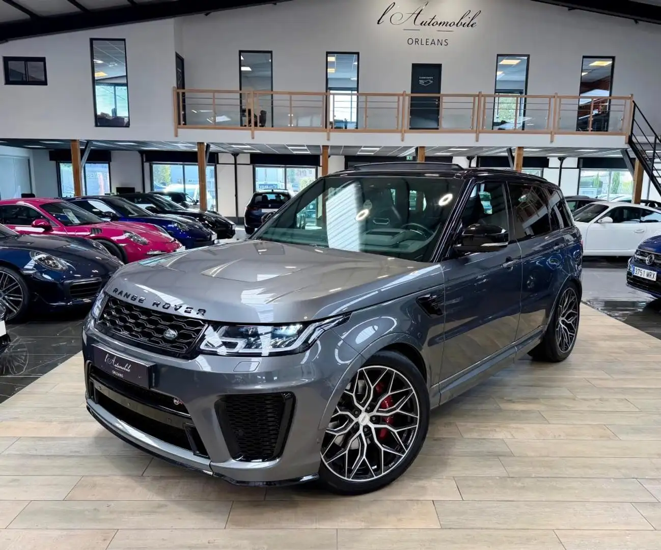 Land Rover Range Rover Sport II (2) SVR 5.0 V8 SUPERCHARGED a Noir - 1