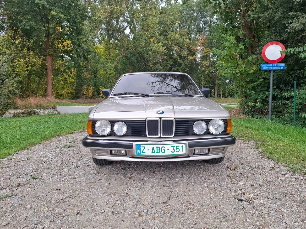 BMW 735i, foto 2