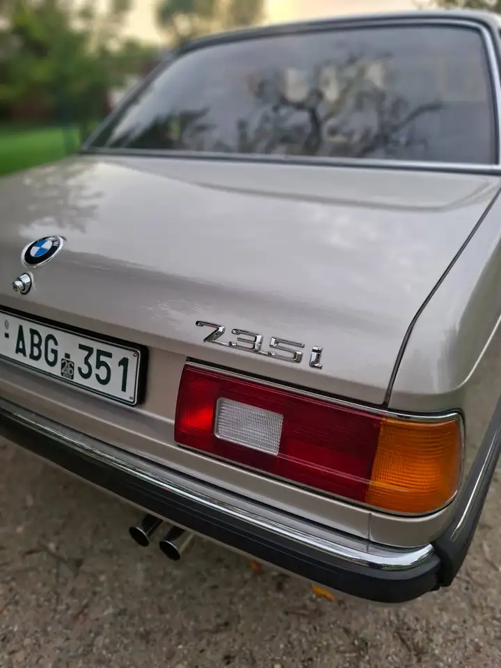 BMW 735i, foto 7