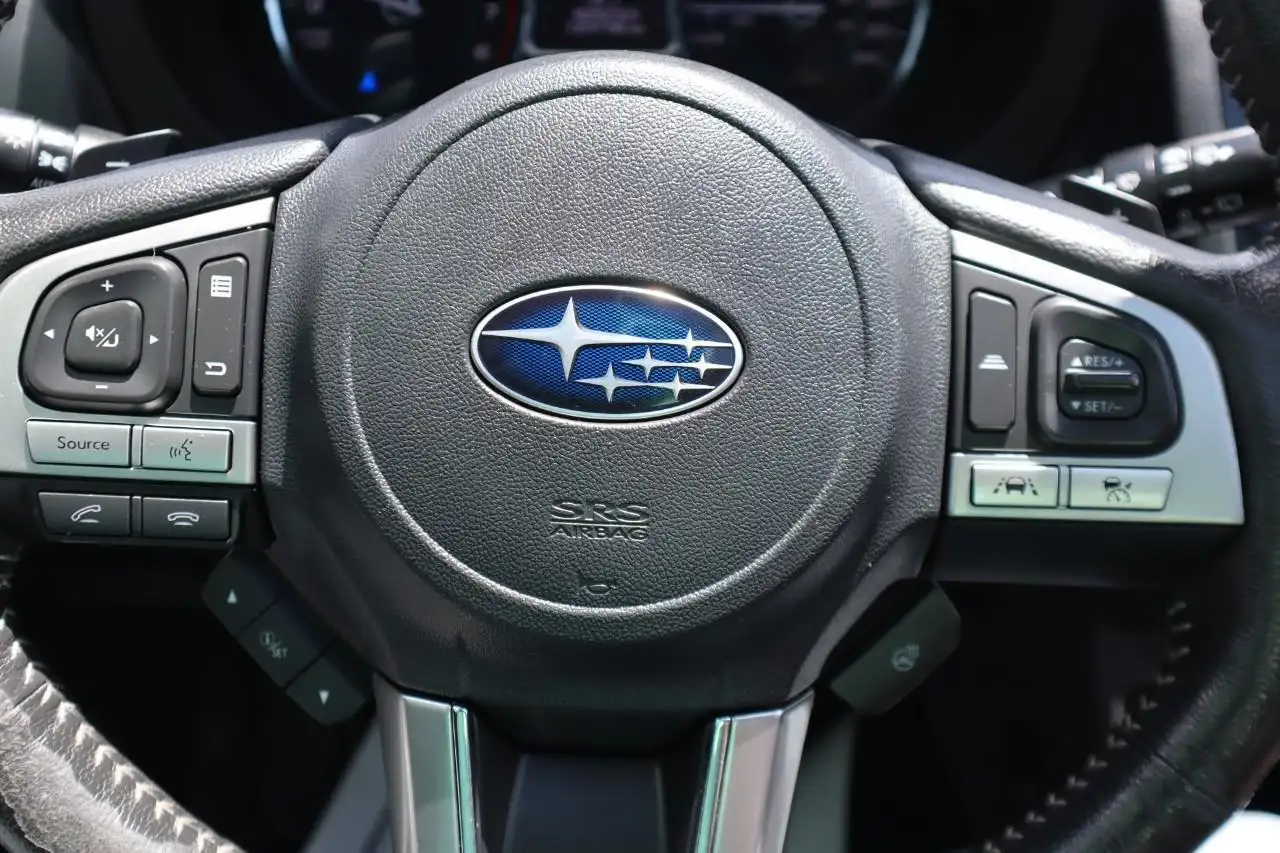 Subaru Forester fotografie Subaru Forester