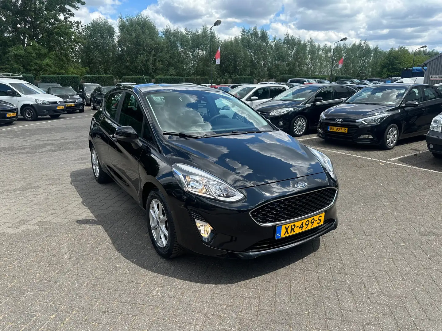 Ford Fiesta 1.1 Trend carplay Noir - 2