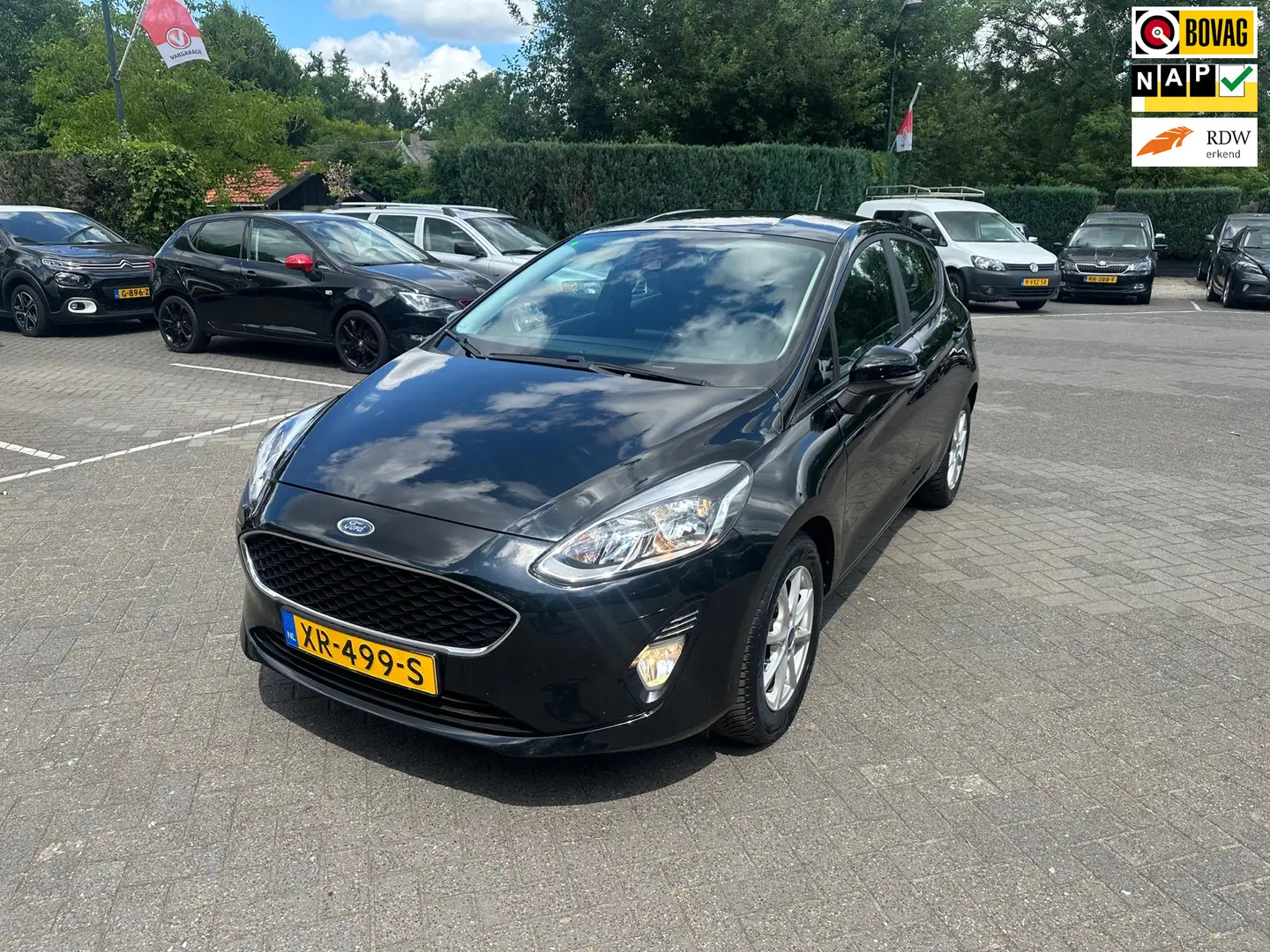 Ford Fiesta 1.1 Trend carplay Noir - 1