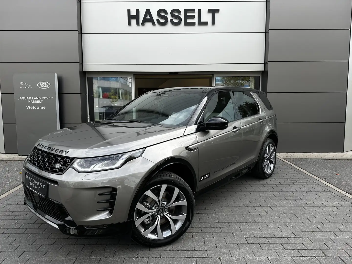 Land Rover Discovery Sport P300e Dynamic HSE AWD Auto. 24 bež - 1