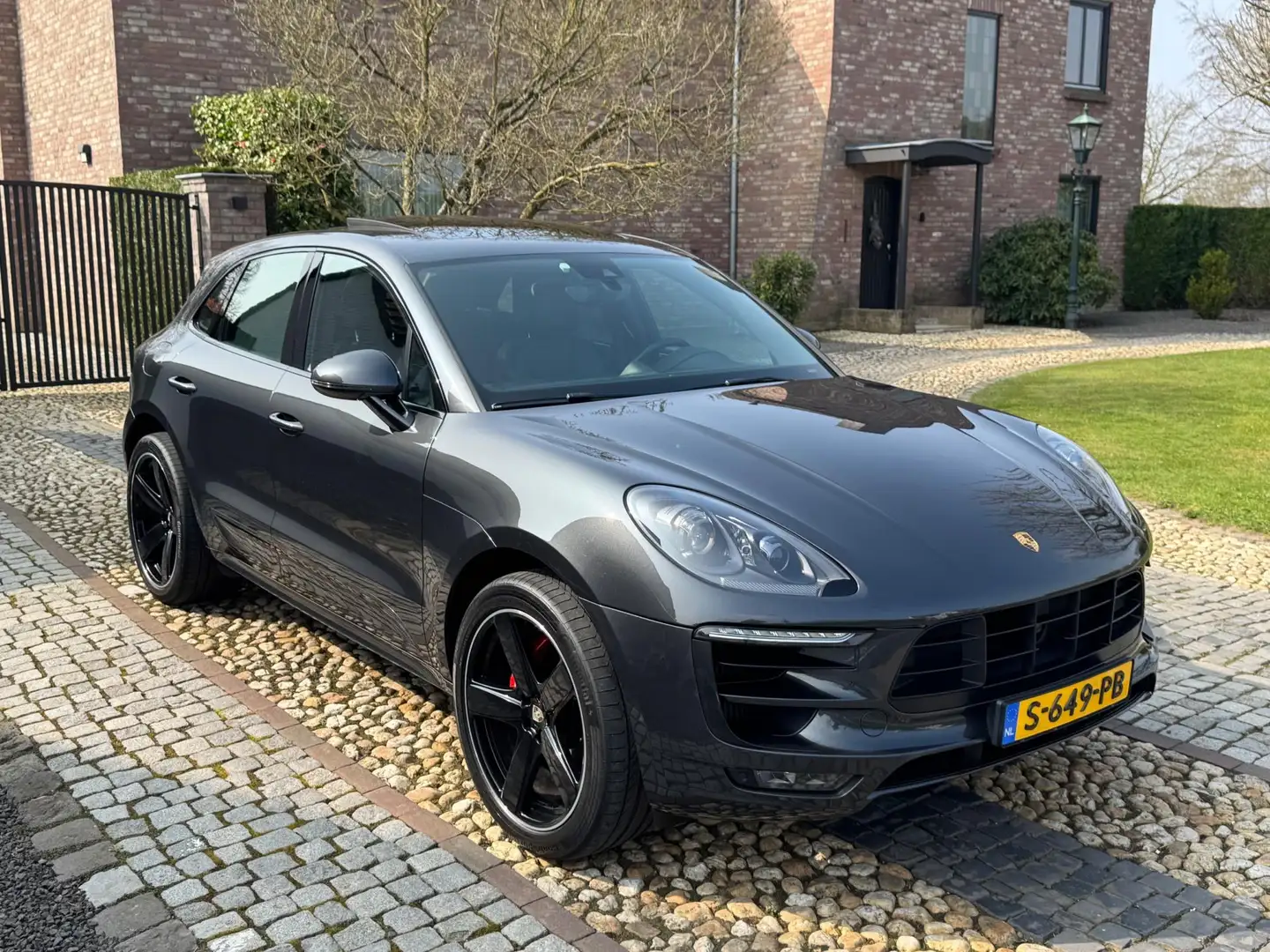Porsche Macan 3.6 Turbo Sportchrono Luchtvering 21inch! Grijs - 2