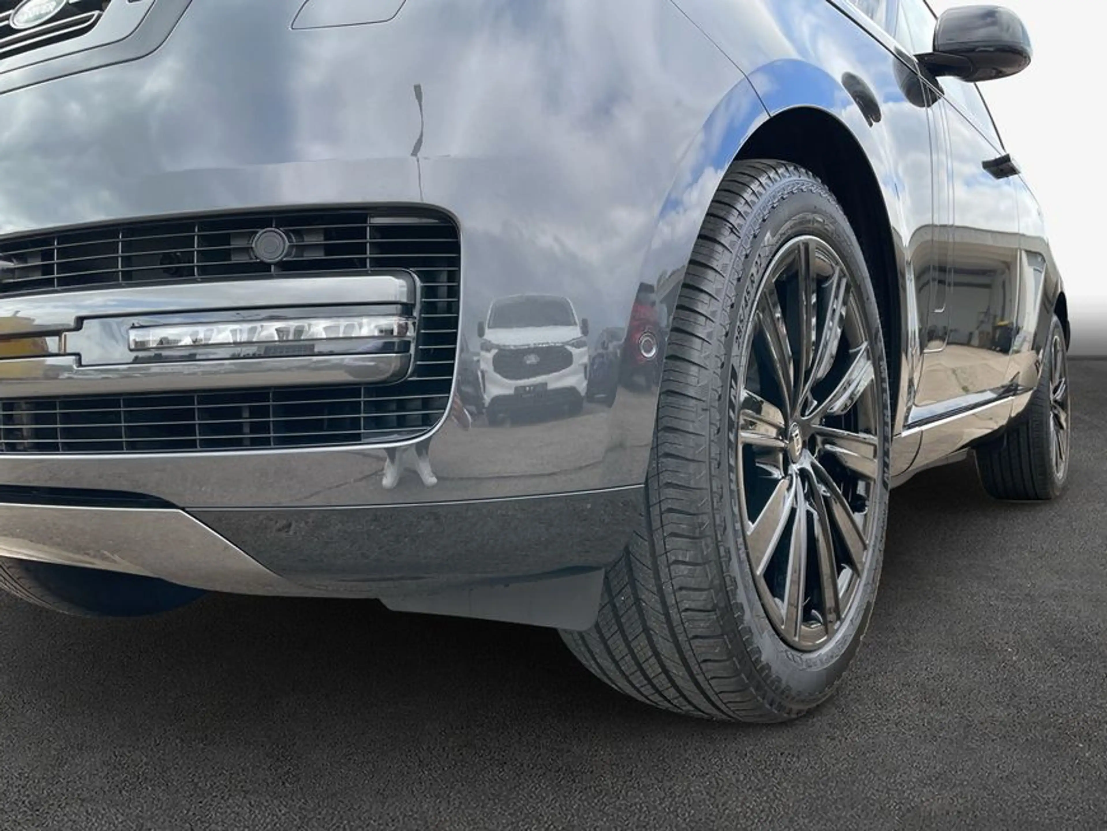 Land Rover Range Rover P550e Hybrid Autobiography 280 kW, 5-t — photo 12