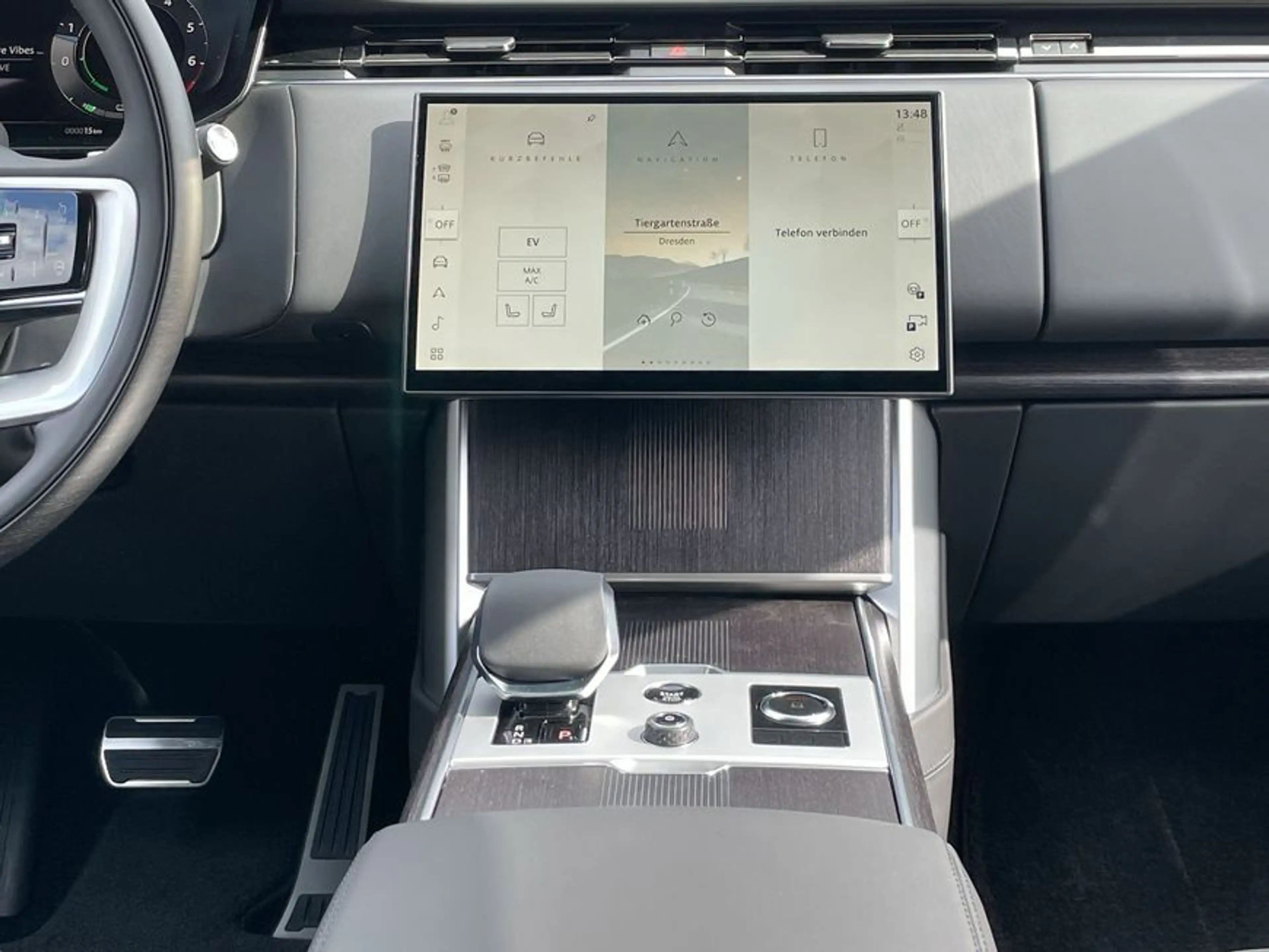 Land Rover Range Rover P550e Hybrid Autobiography 280 kW, 5-t — photo 14