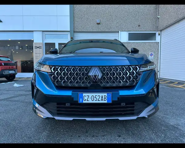 Renault Austral view 2