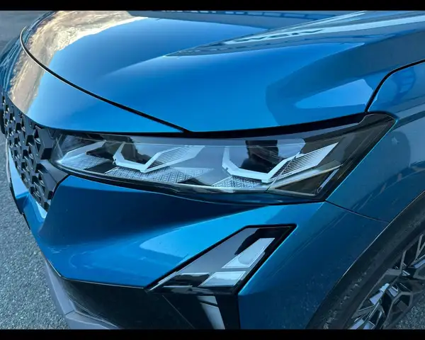 Renault Austral view 4