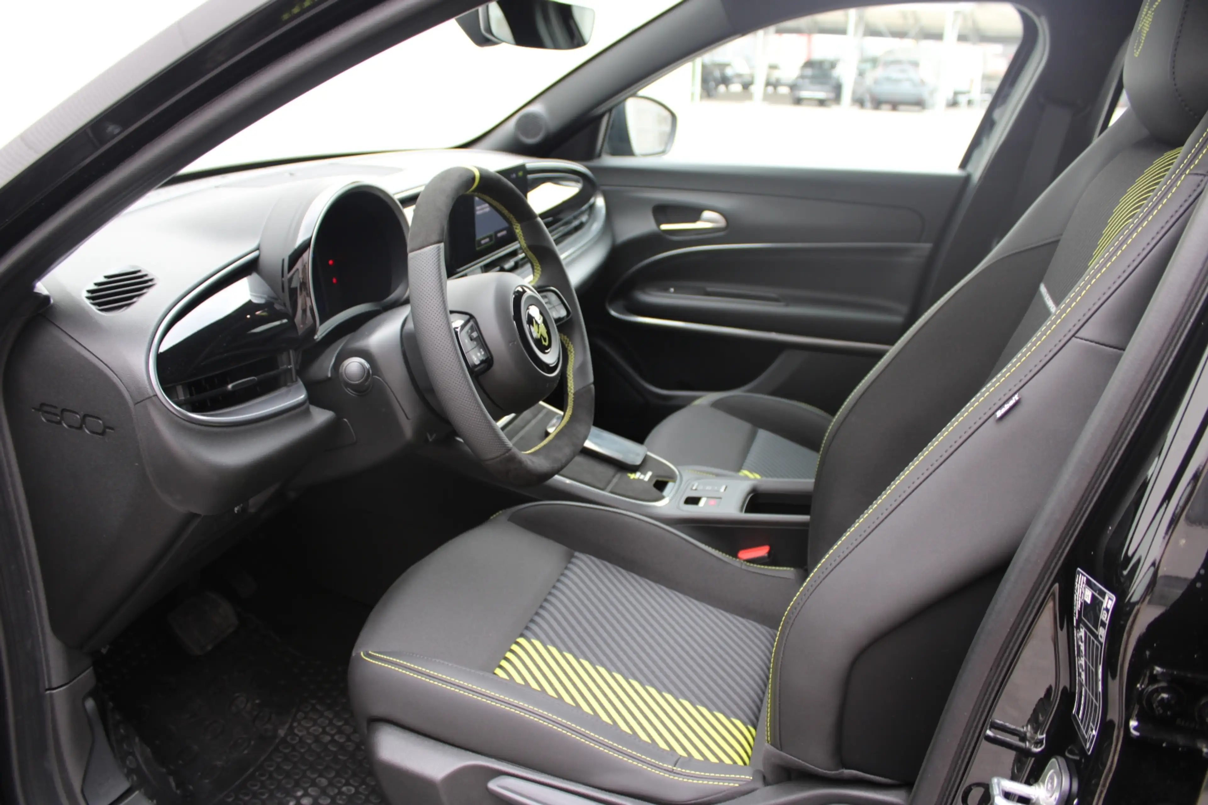 Abarth 600e Turismo — photo 4