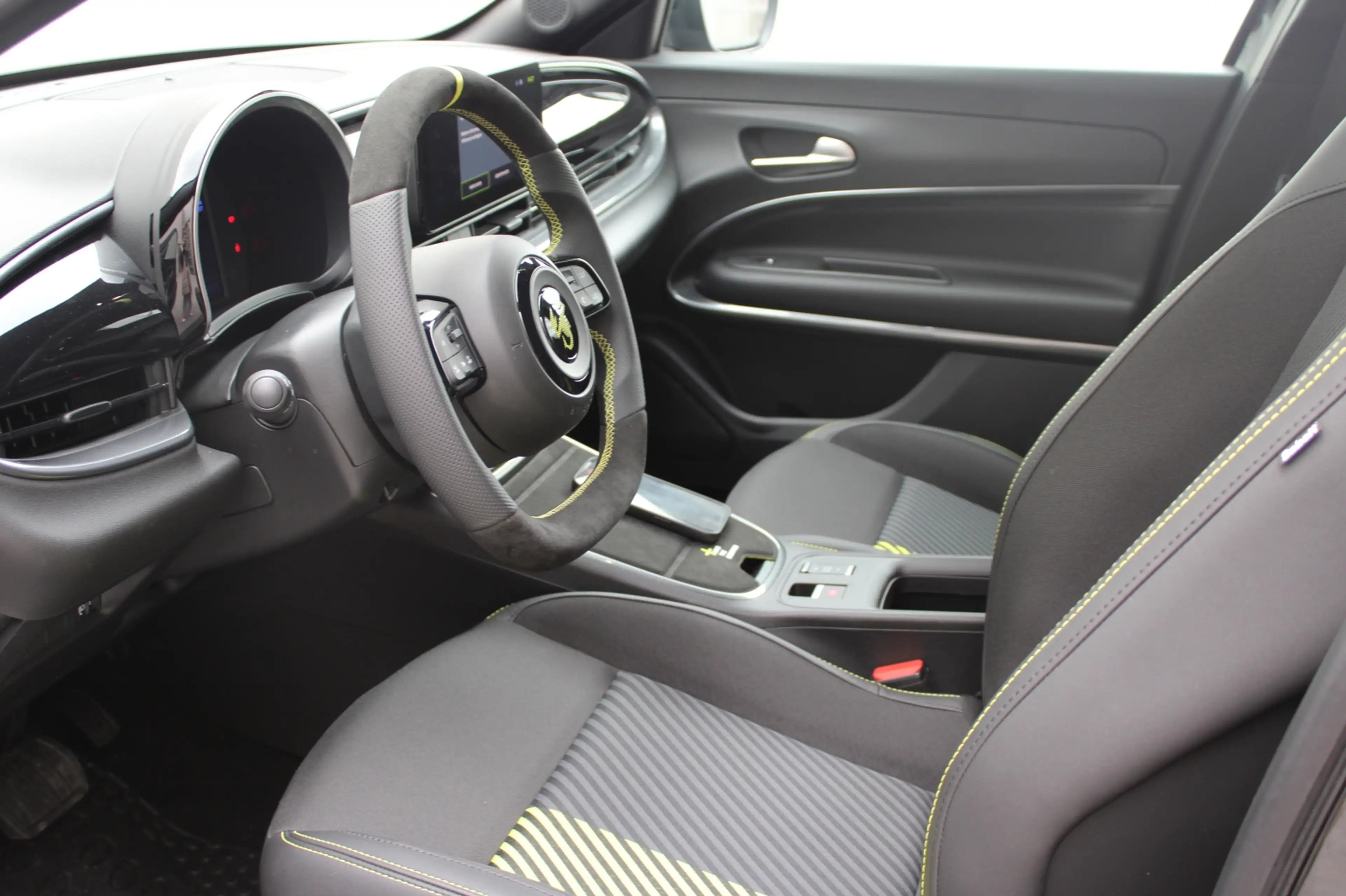Abarth 600e Turismo — photo 5
