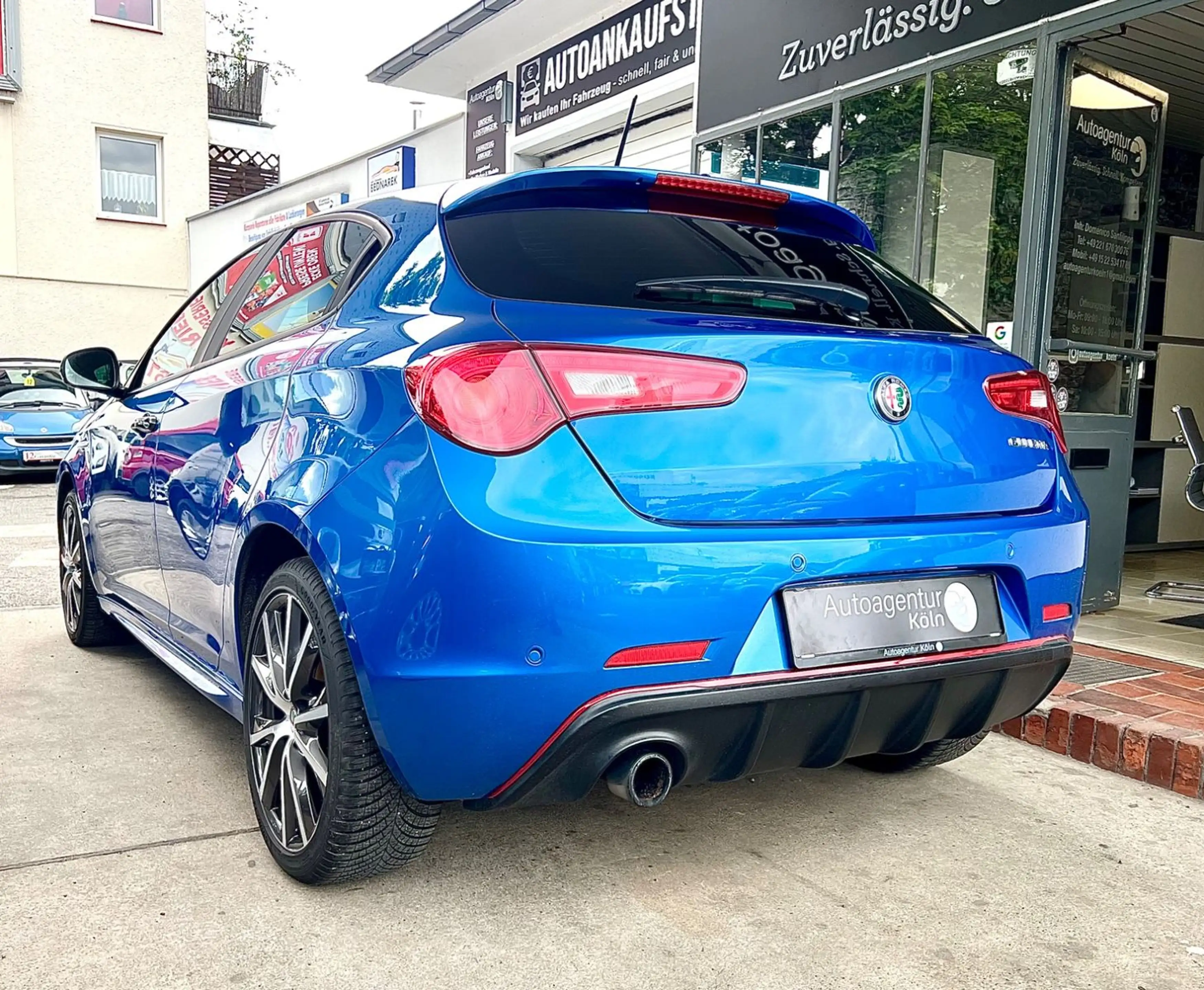 Alfa Romeo Giulietta 1.4 Super *SHZ*NAVI*PDC*1-J GAR* — photo 6