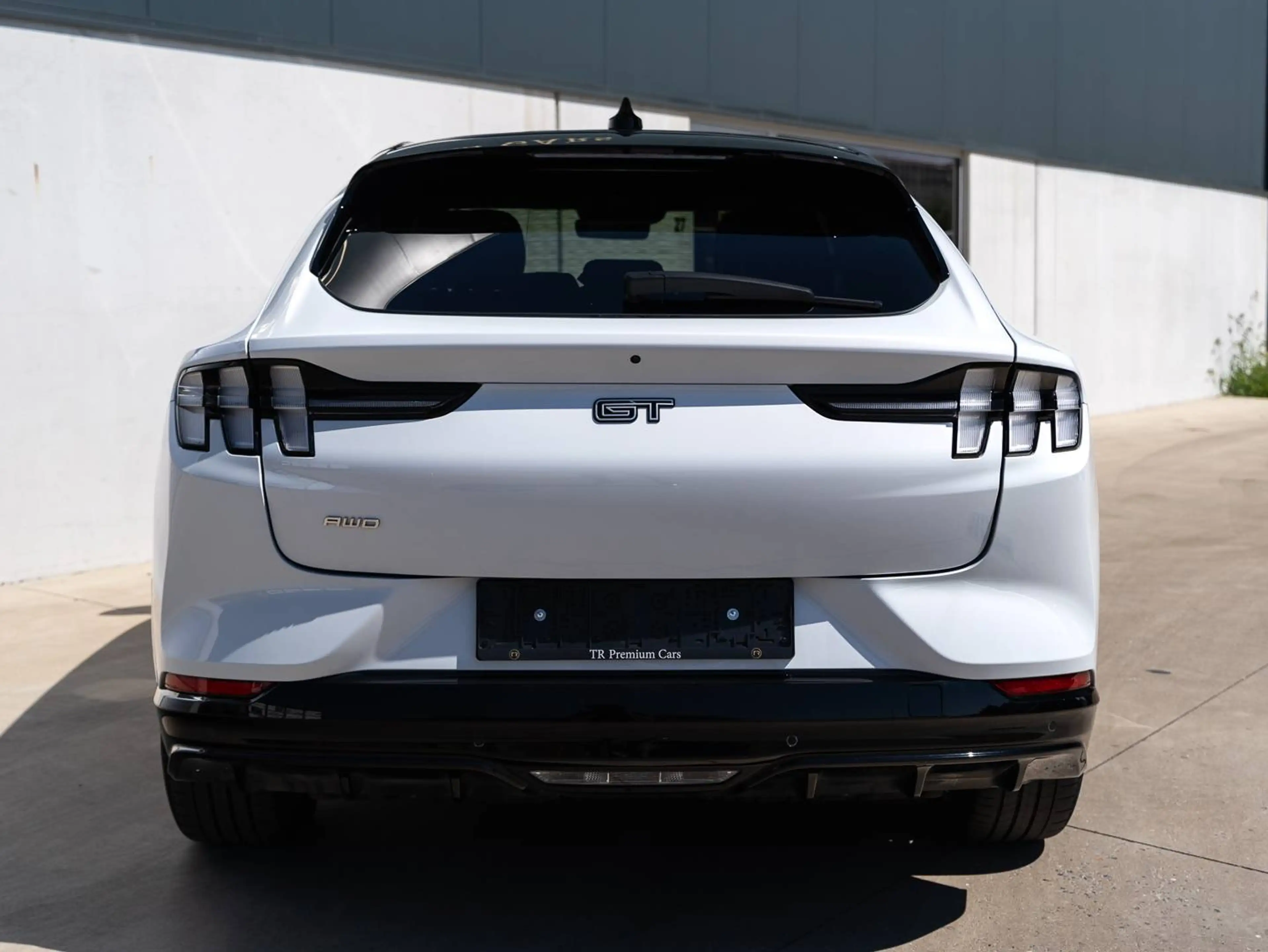 Ford Mustang Mach-E 99 kWh l GT l AWD l Extended Range l Pano l B&O l Space l Premium — photo 14
