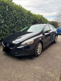 V40 1.6d 114cv