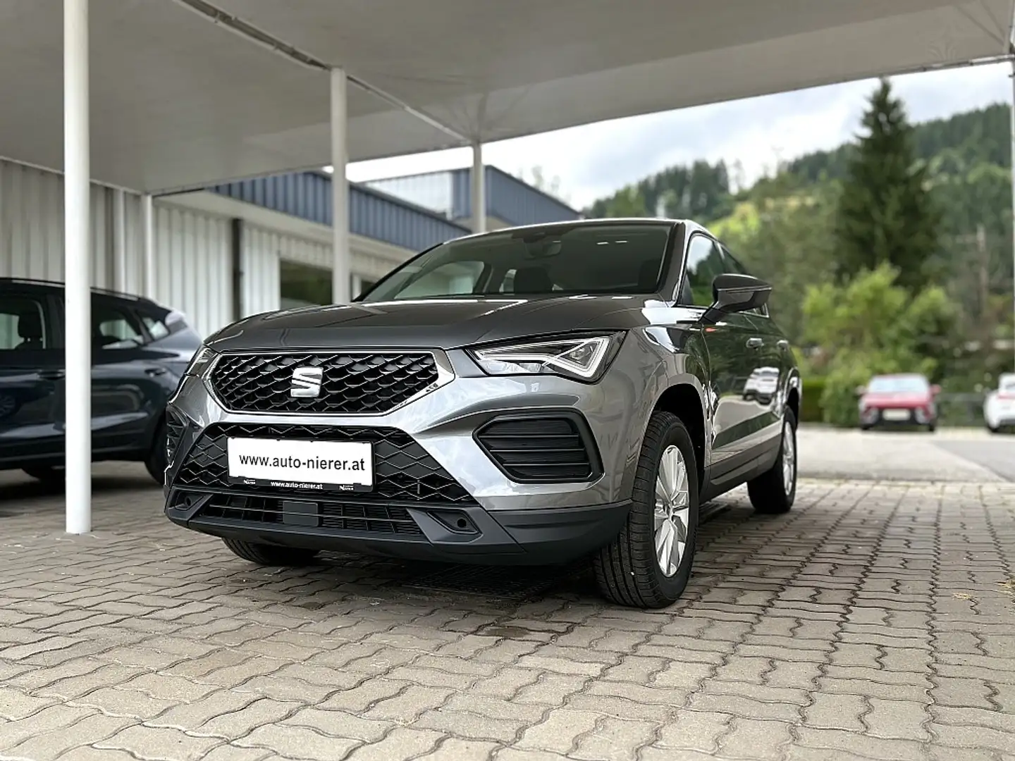 SEAT Ateca 1,0 TSI Reference Edition Gri - 1