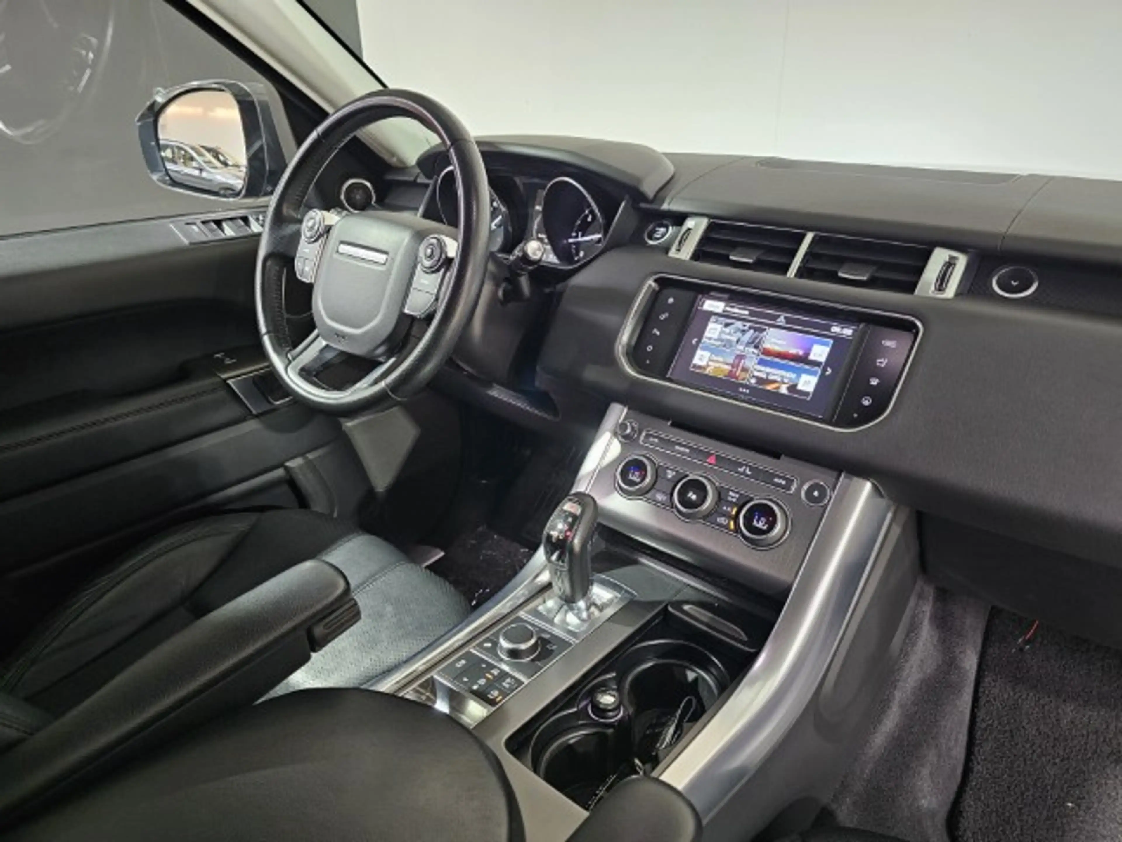 Land Rover Range Rover Sport Range Rover Sport 3.0 TDV6 Urban Series HSE — photo 12