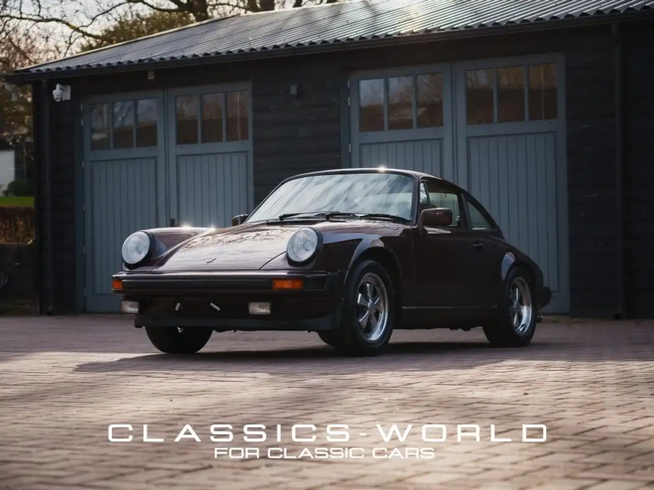 Porsche 911 3.0 SC Coupe - Palisander Metallic (474), foto 1