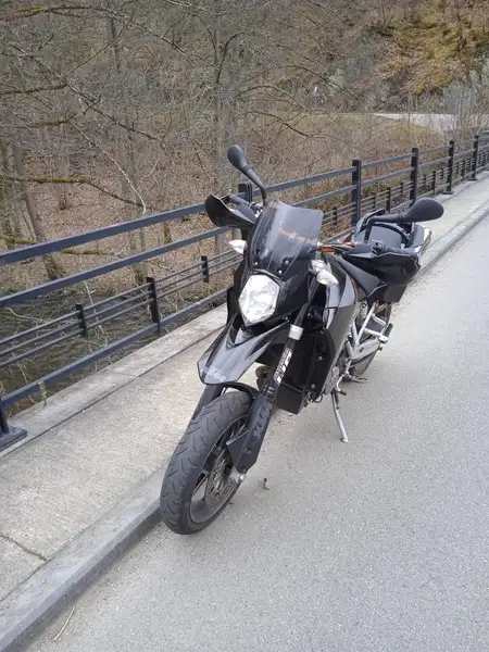 KTM 950 Supermoto - foto 7