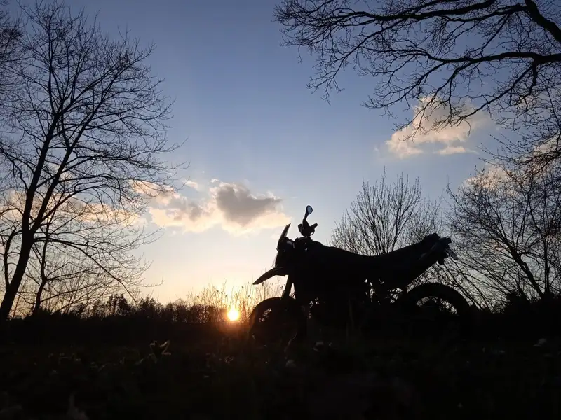 KTM 950 Supermoto - foto 4