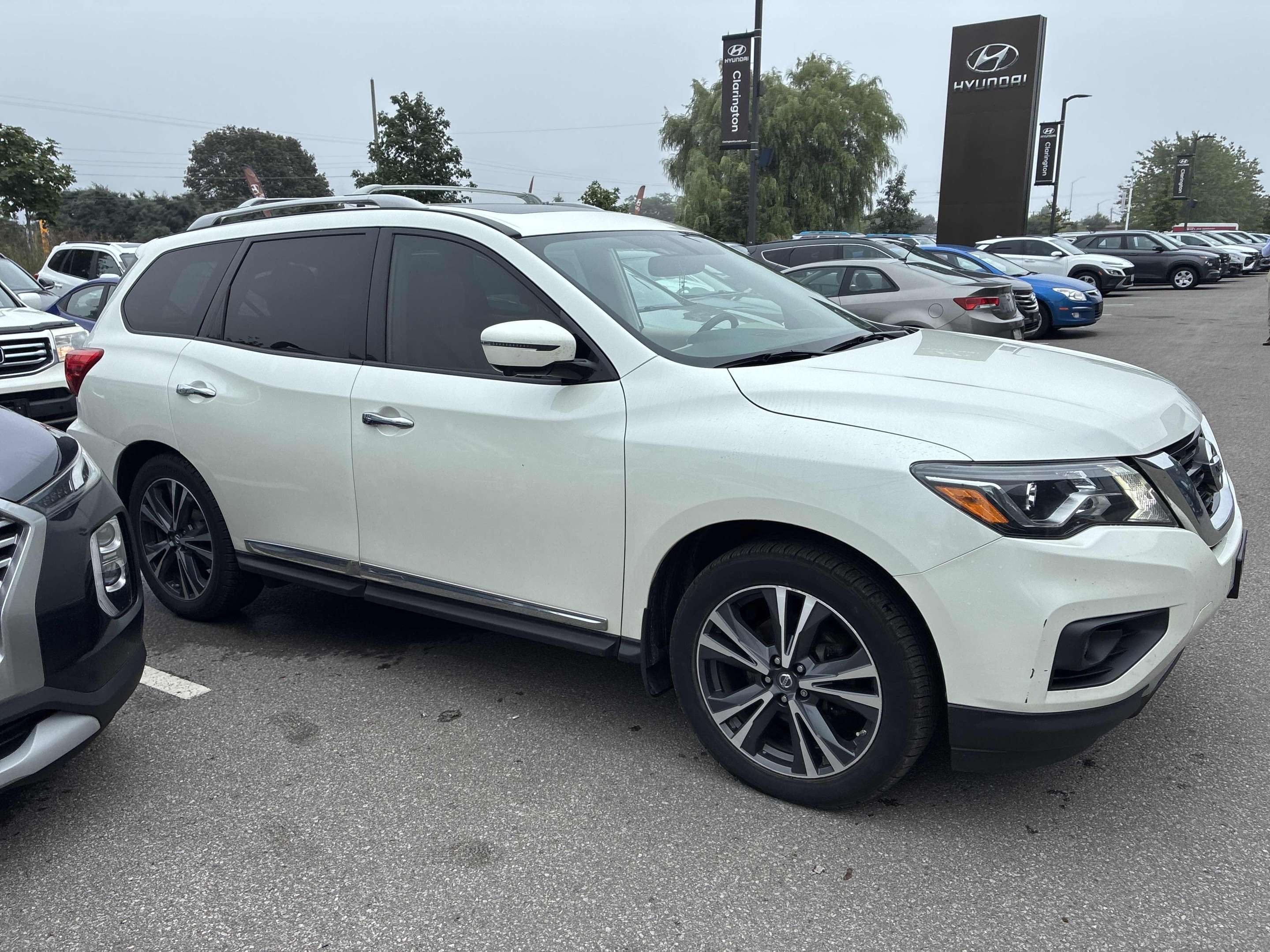 2017 Nissan Pathfinder 4WD 4dr — снимка 1