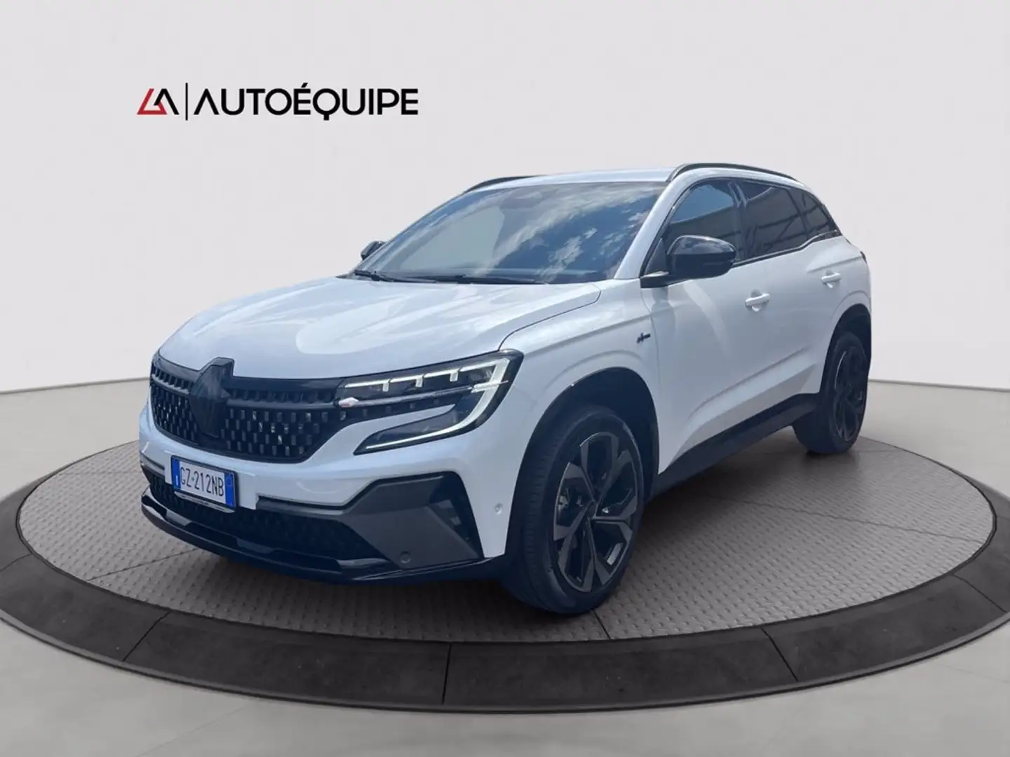 Renault Austral 1.3 mild hybrid Techno Esprit Alpine 160cv auto Bianco - 1