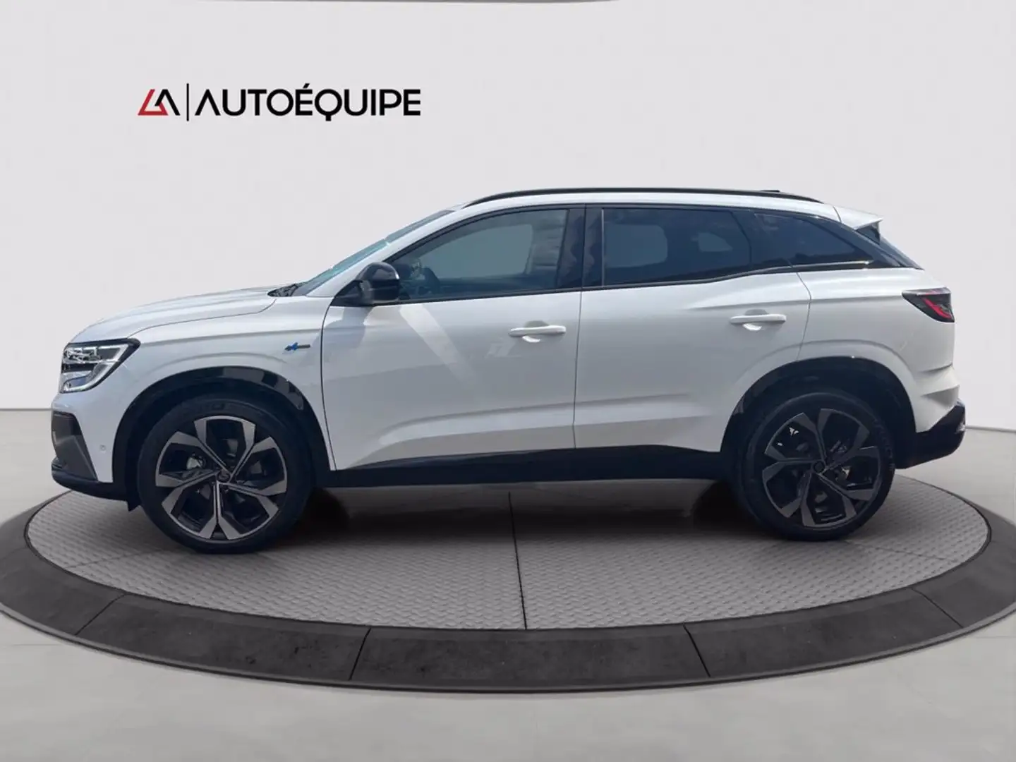 Renault Austral 1.3 mild hybrid Techno Esprit Alpine 160cv auto Bianco - 2