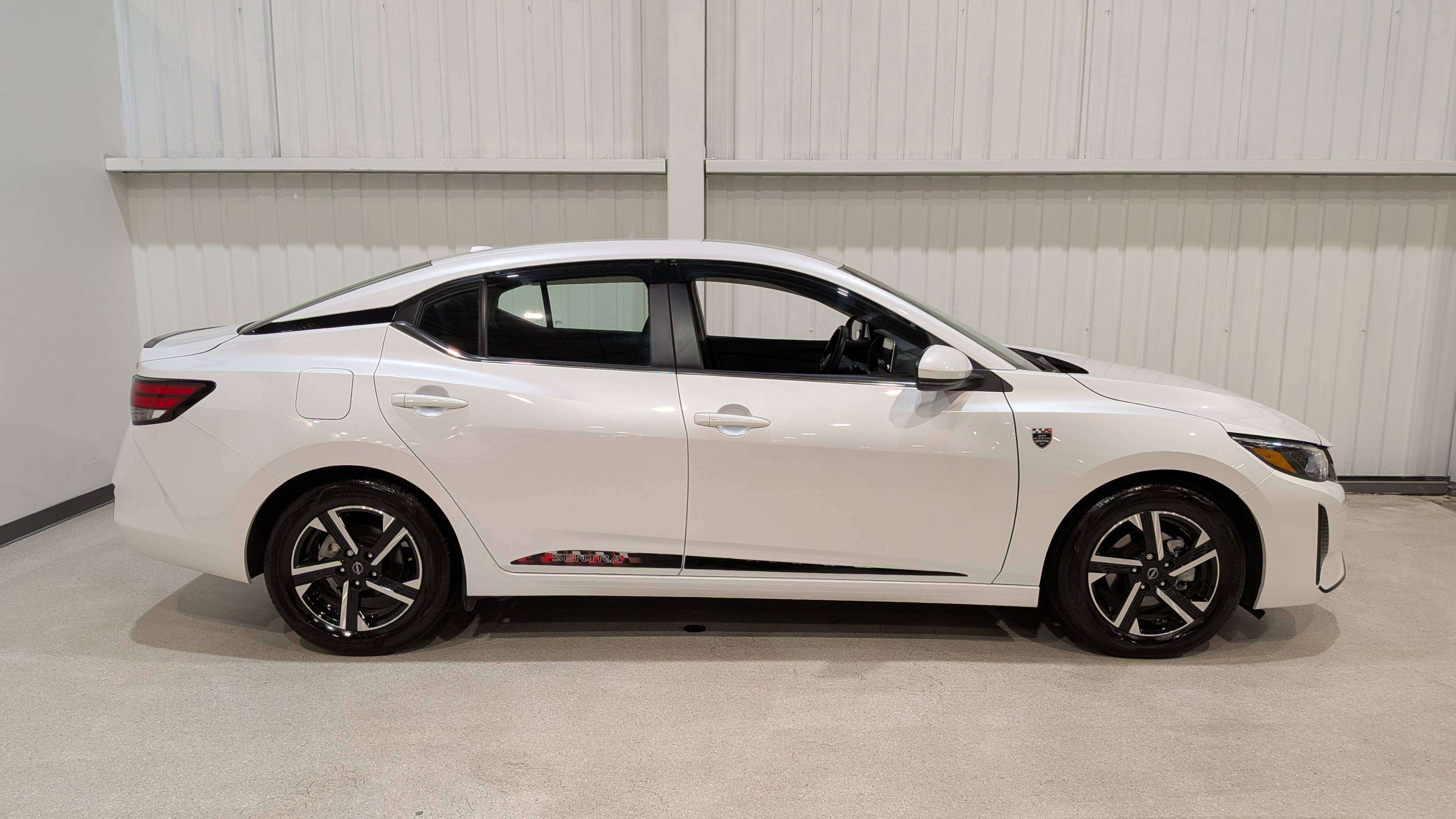 Nissan Sentra 2024